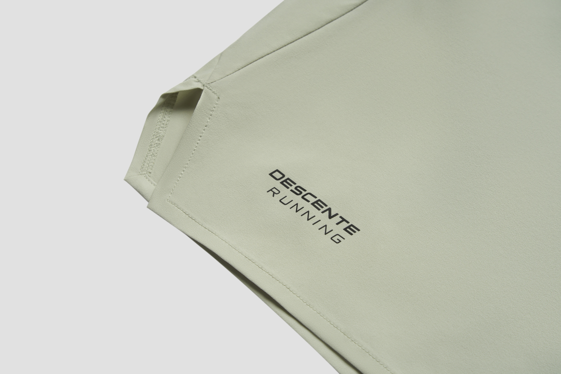 RUNNING Men Woven Shorts