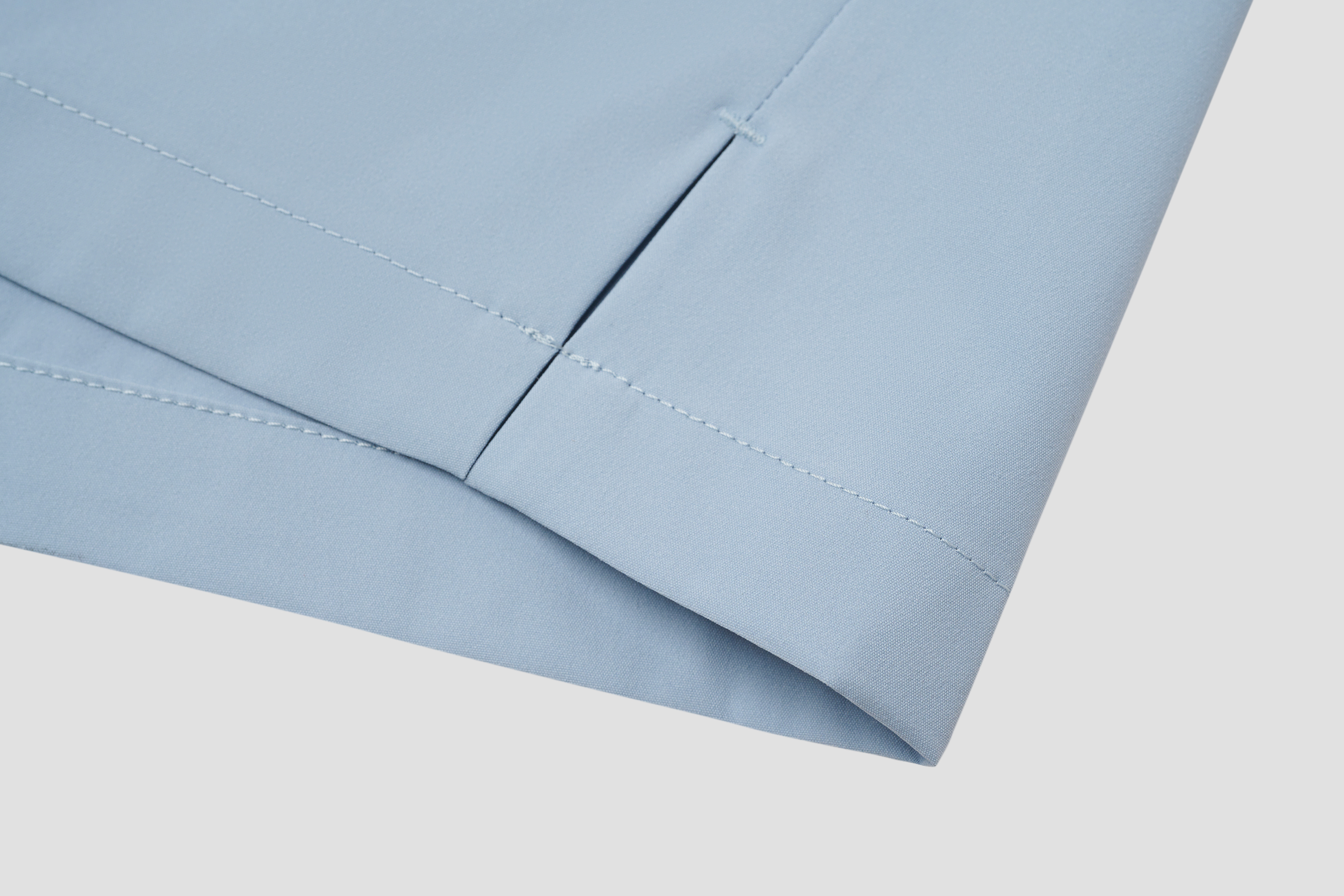 TRAINING Men Woven Shorts