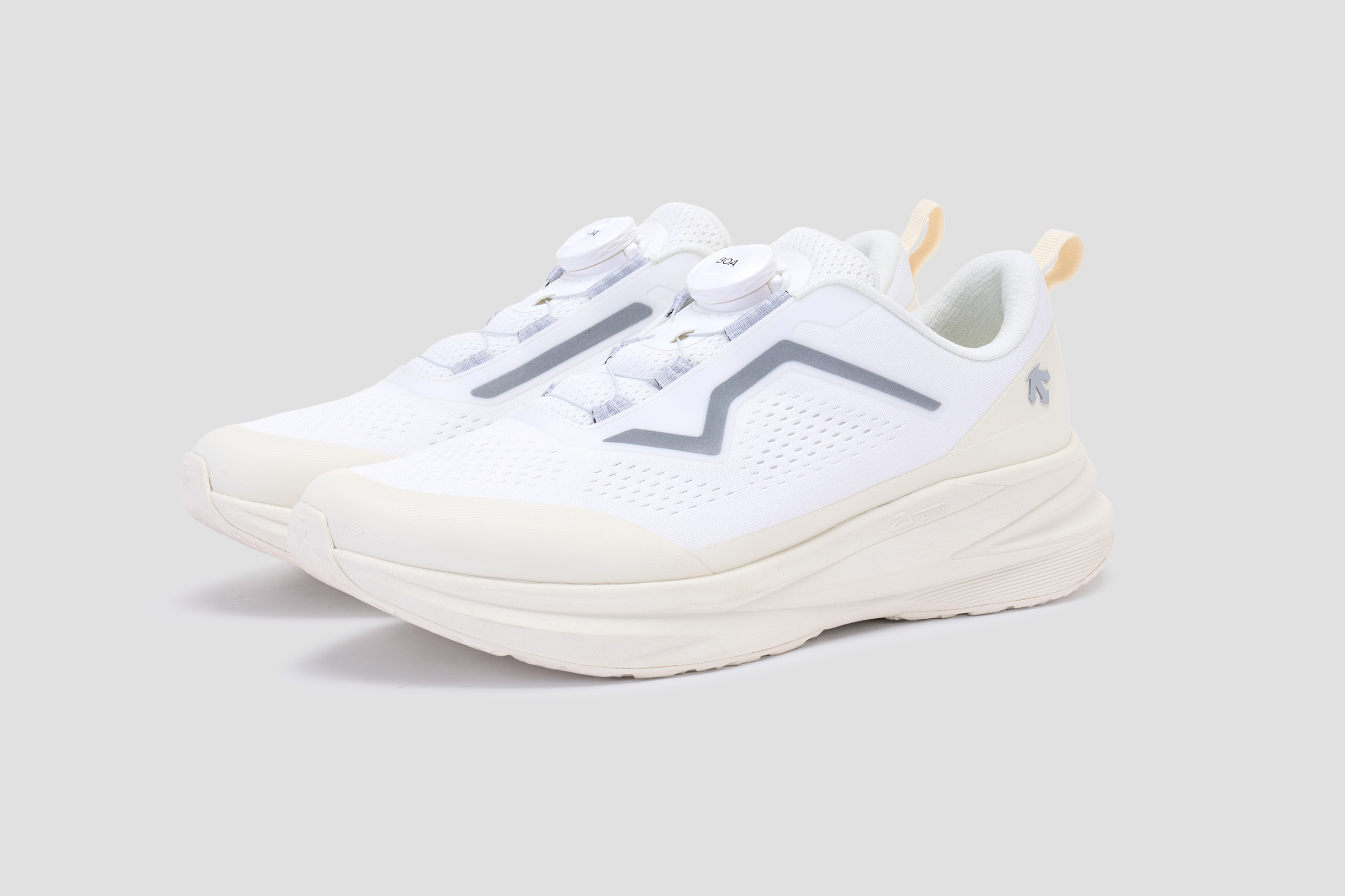 PERFORMANCE Women LAVITATE AIR WIRE 3.0