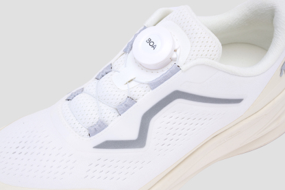 PERFORMANCE Women LAVITATE AIR WIRE 3.0