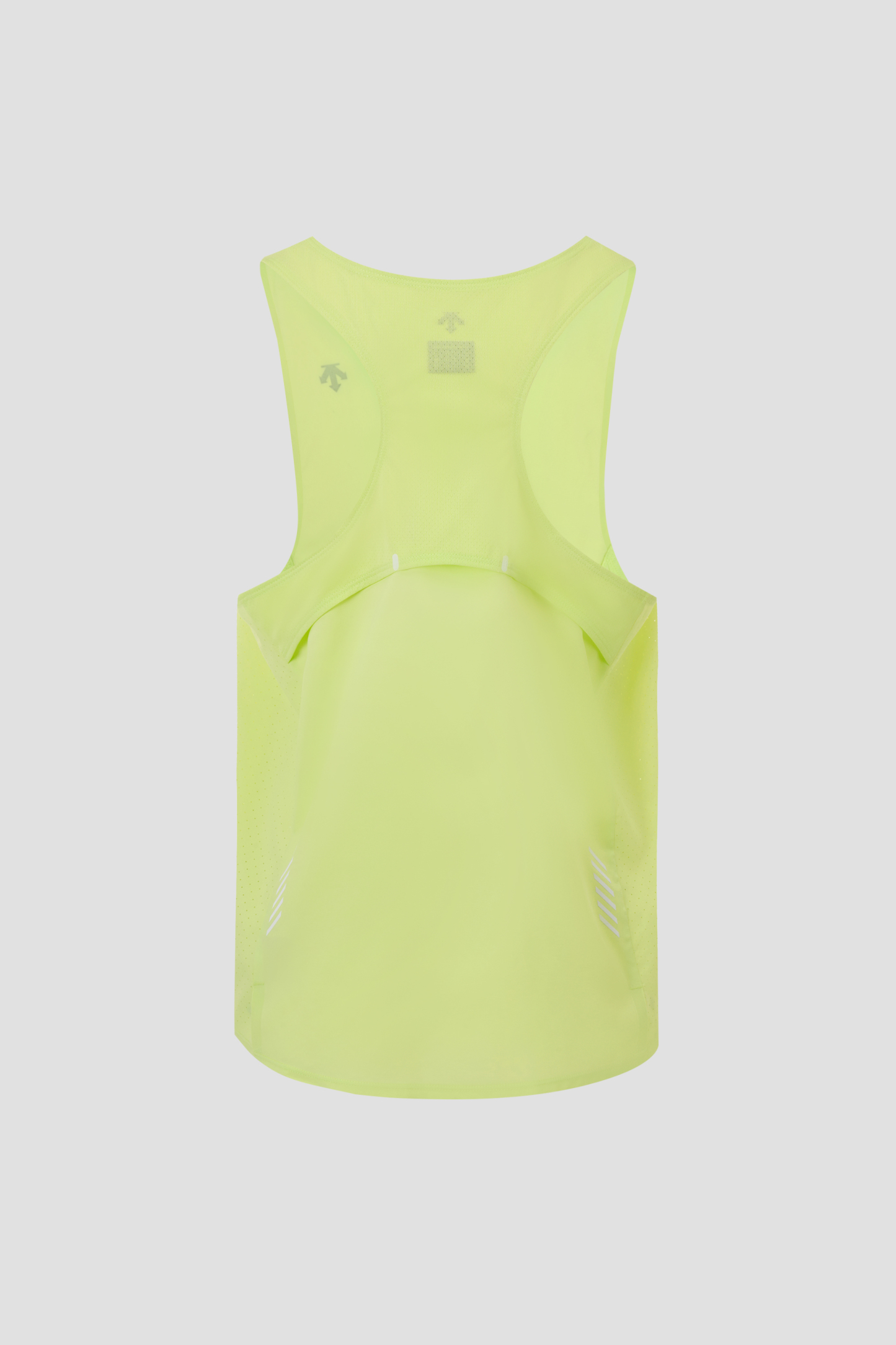 REDESCENTE Women Sleeveless Tops
