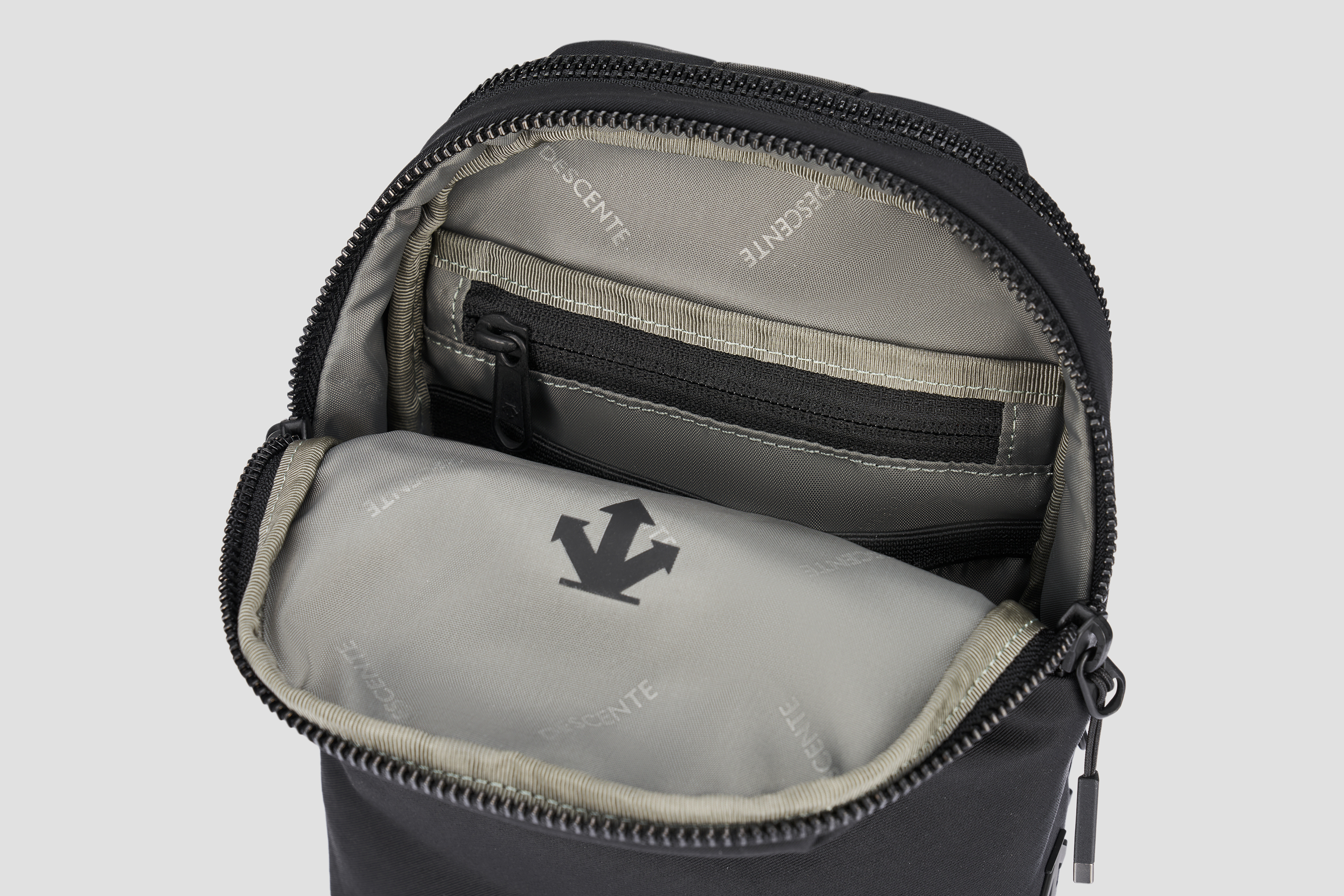 Move Pack Chest Bag