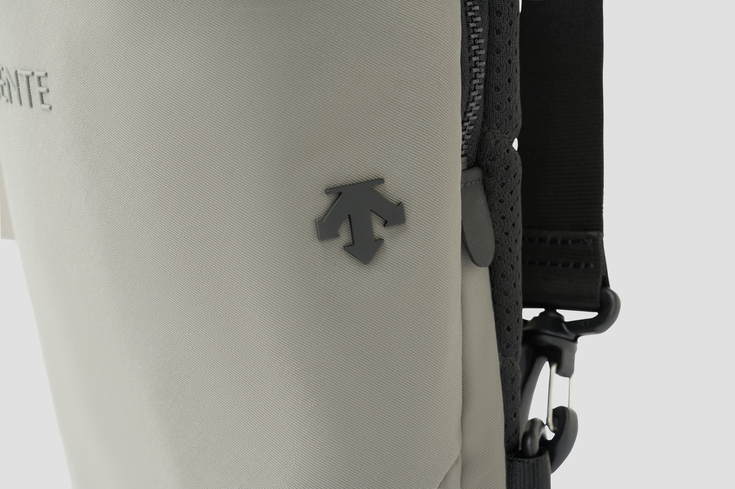 Move Pack Chest Bag