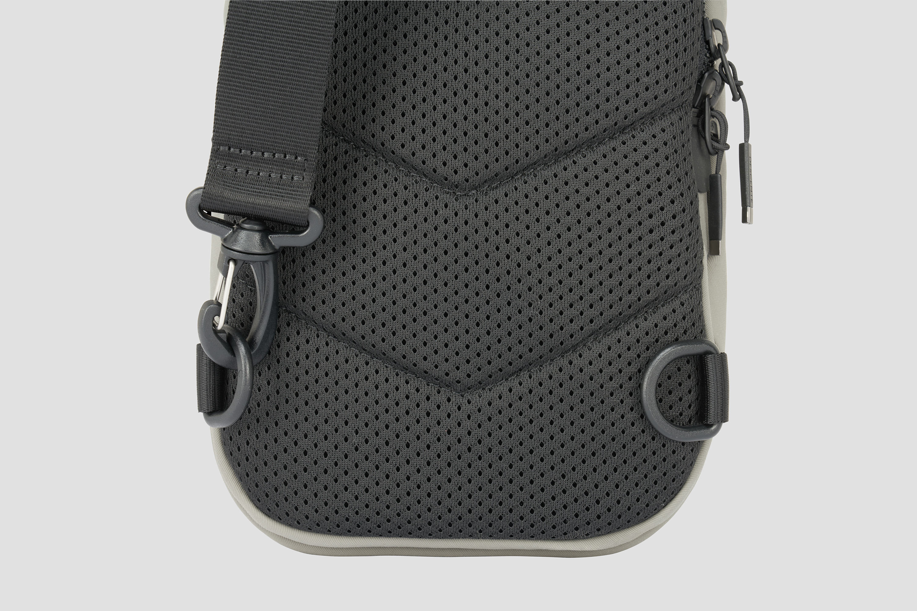 Move Pack Chest Bag