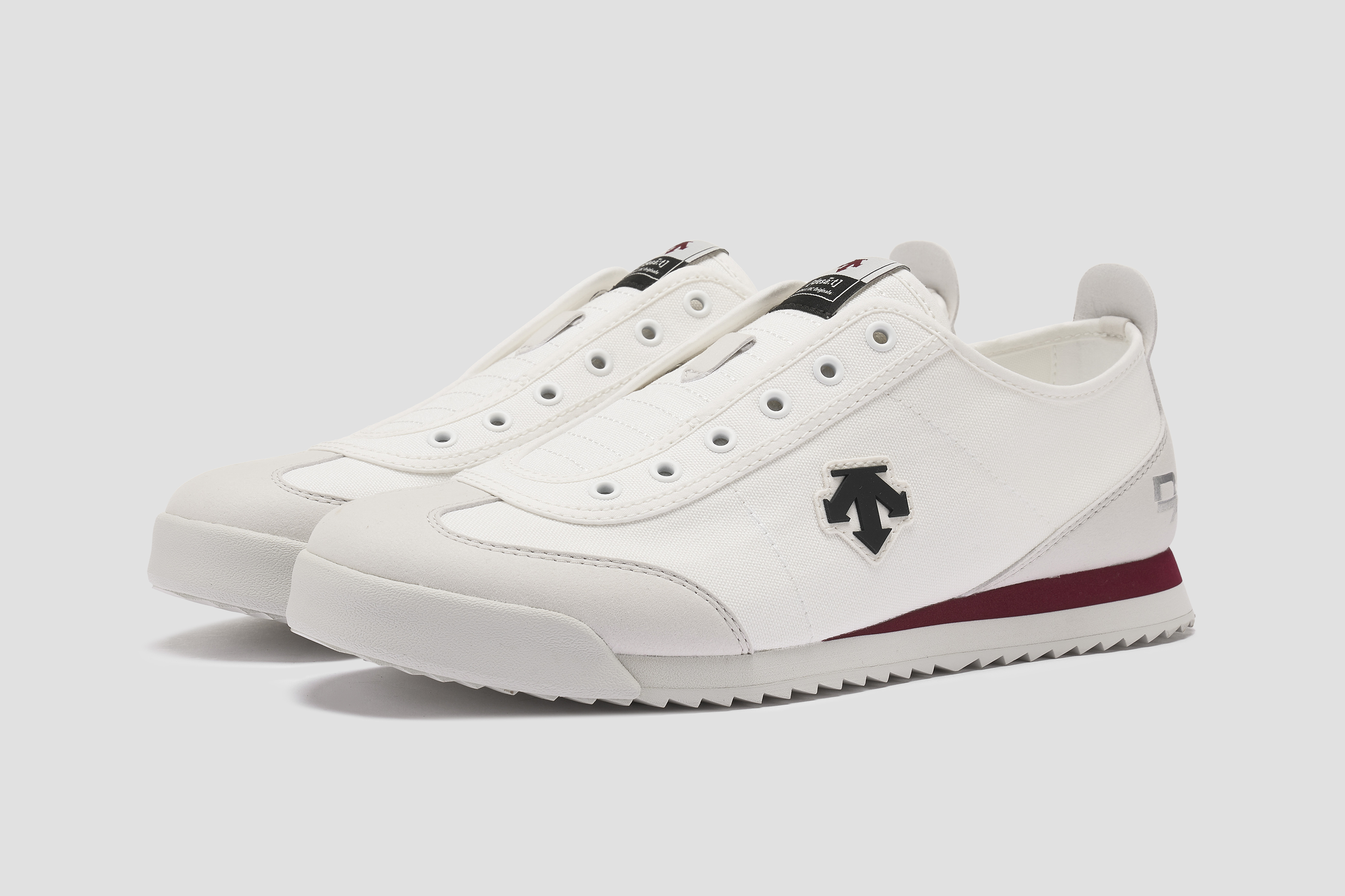 MEN'S CHRON Series Slip-On Casual Sneakers