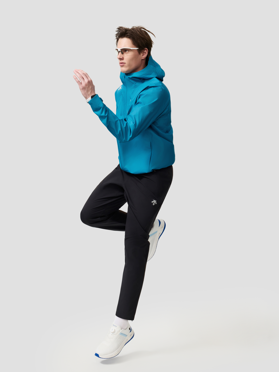 WOVEN AEROLITE SHIELD JACKET