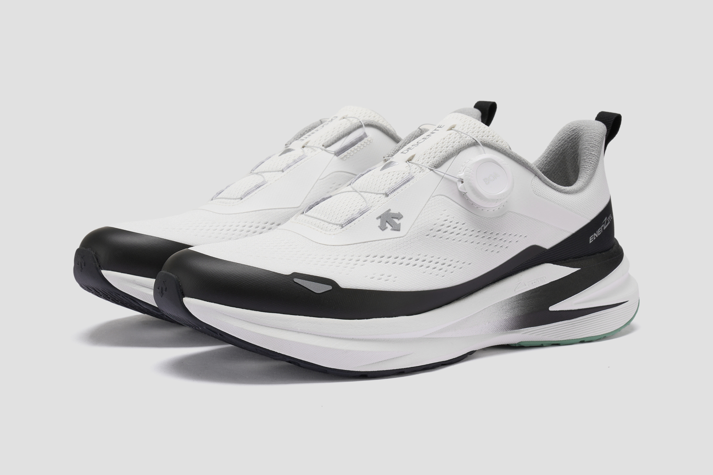 MEN'S RUNNING Series LAVITATE 3.0 WIRE Running Shoes