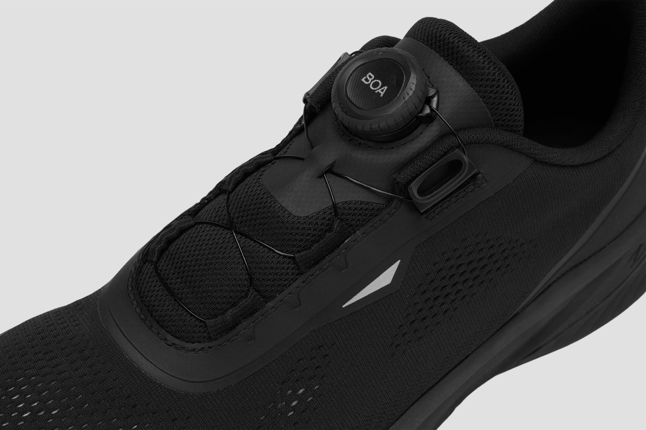 Men's Running Ease Air Wire