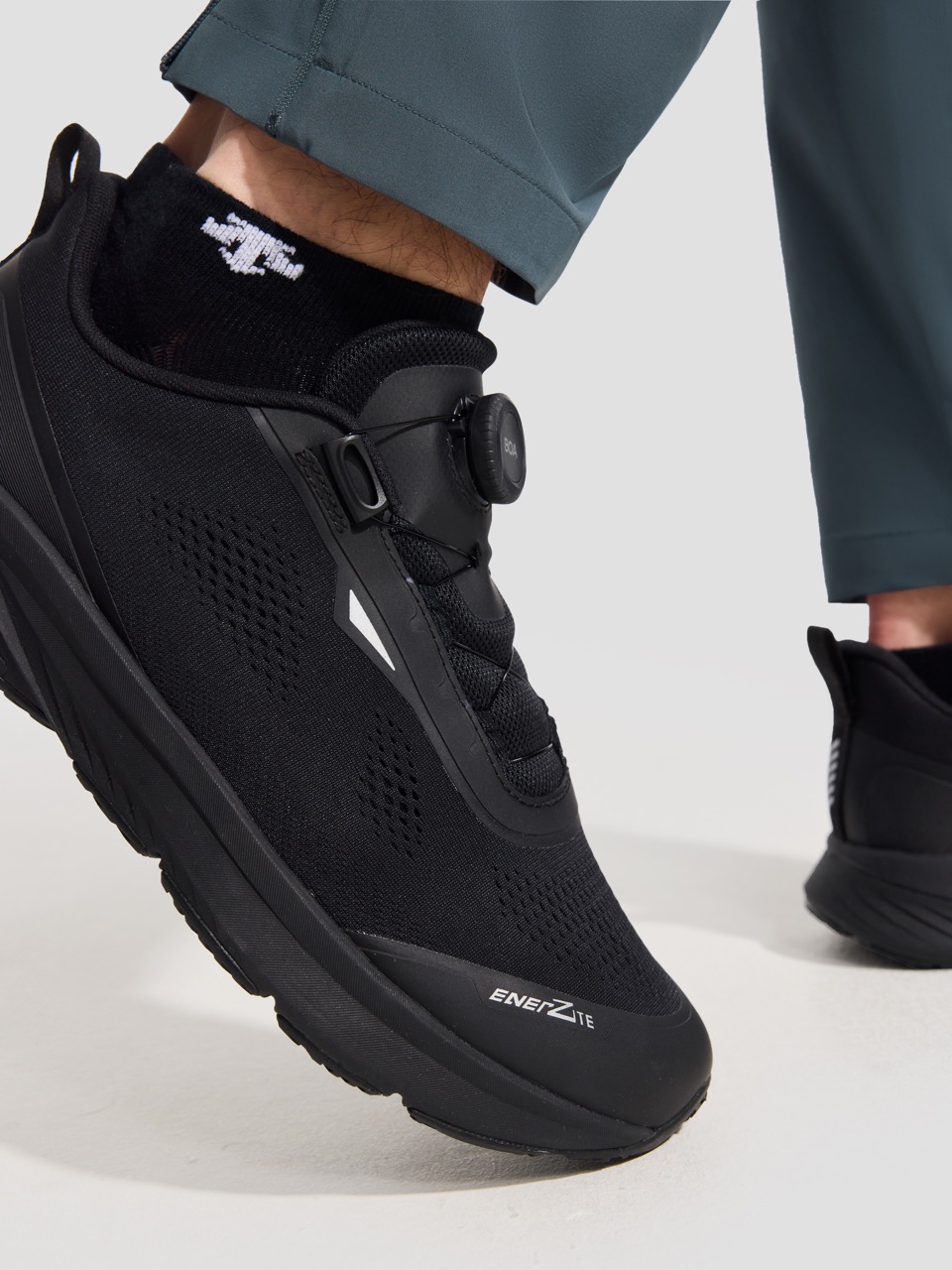 Men's Running Ease Air Wire