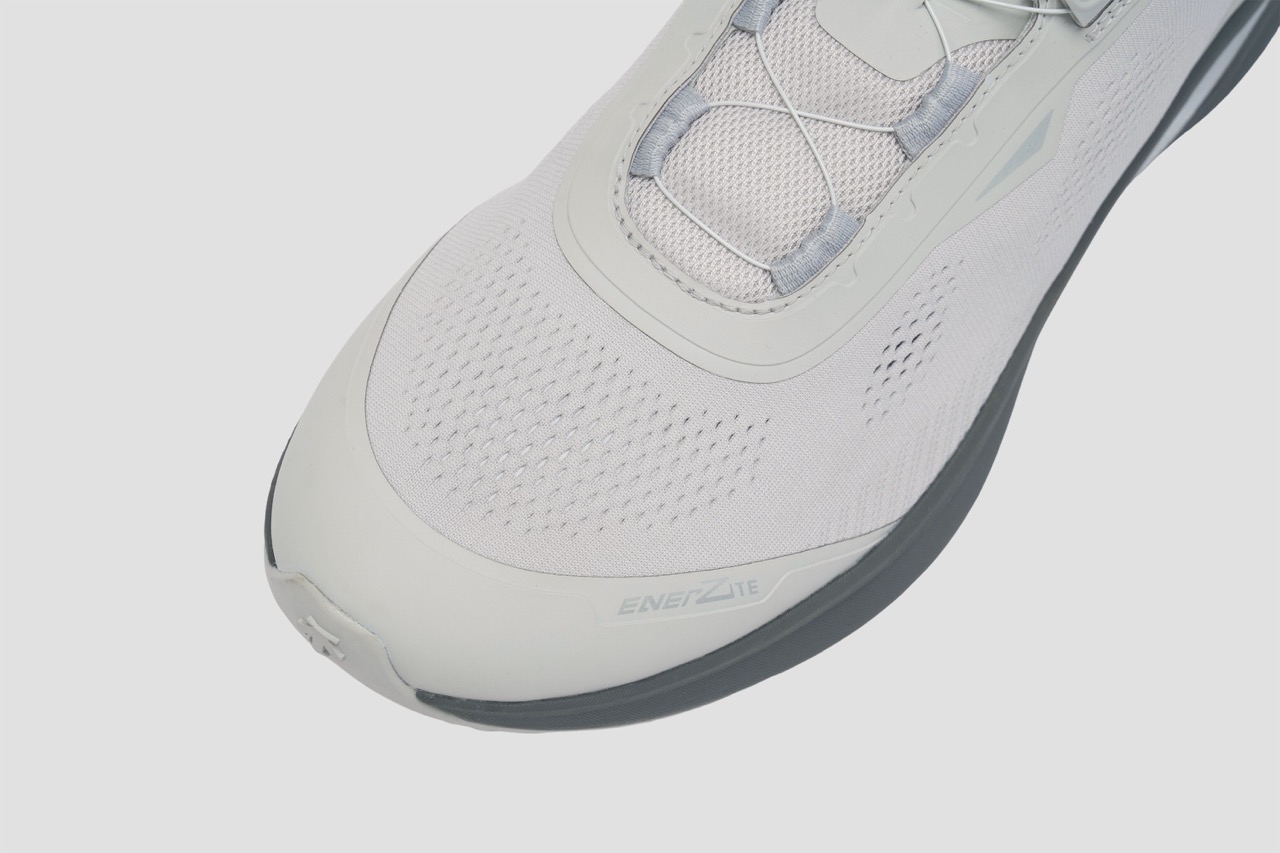 Men's Running Ease Air Wire