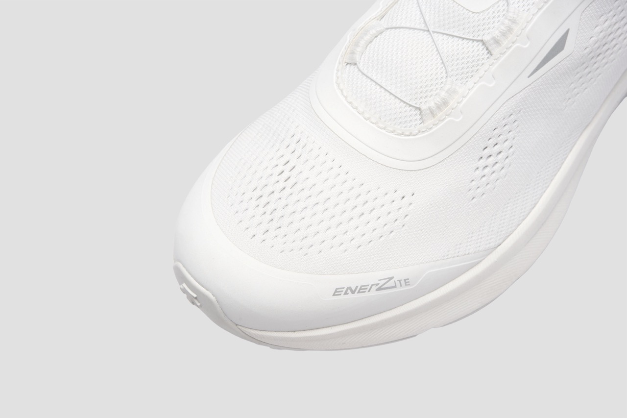 Men's Running Ease Air Wire