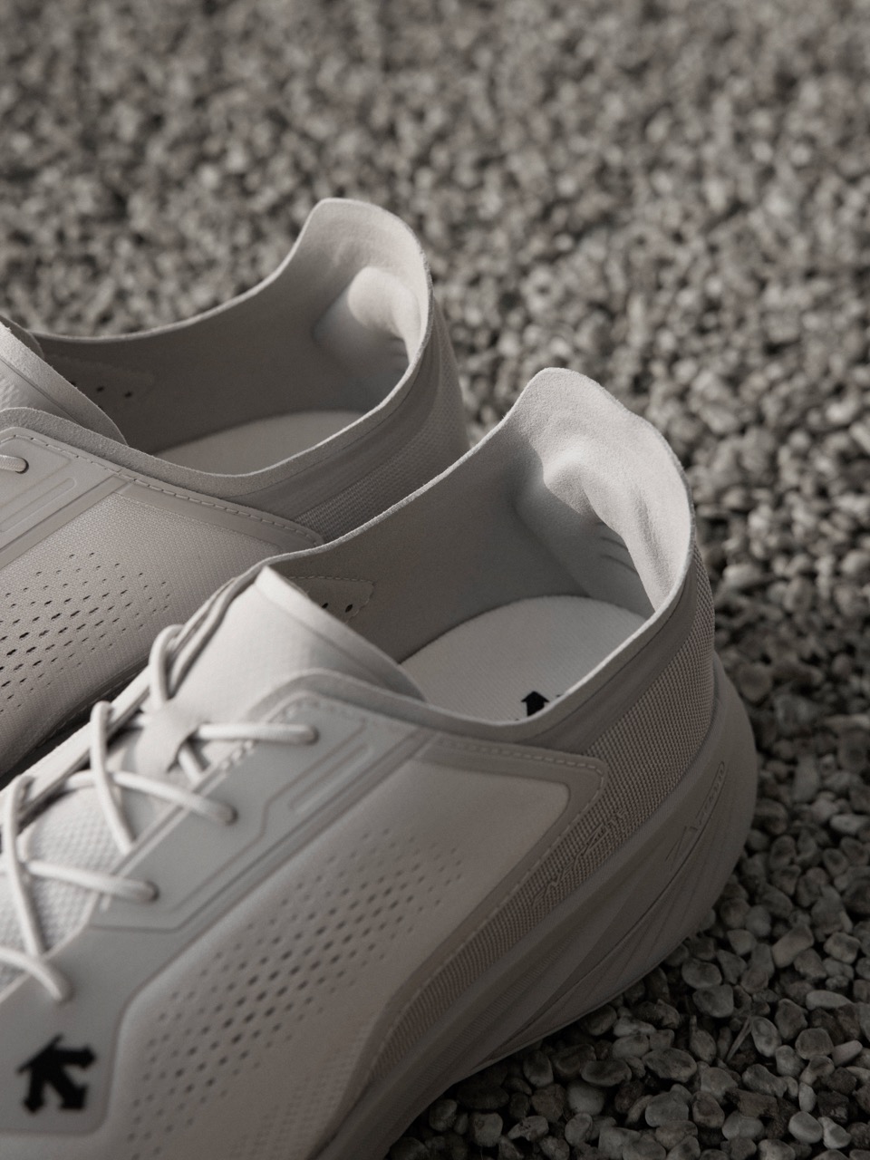 Men's Running Ease Stride Aero