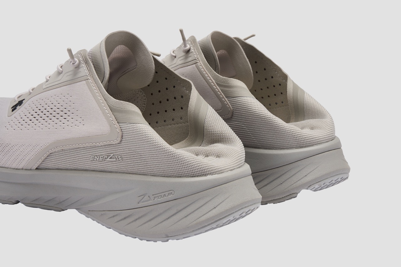 Men's Running Ease Stride Aero