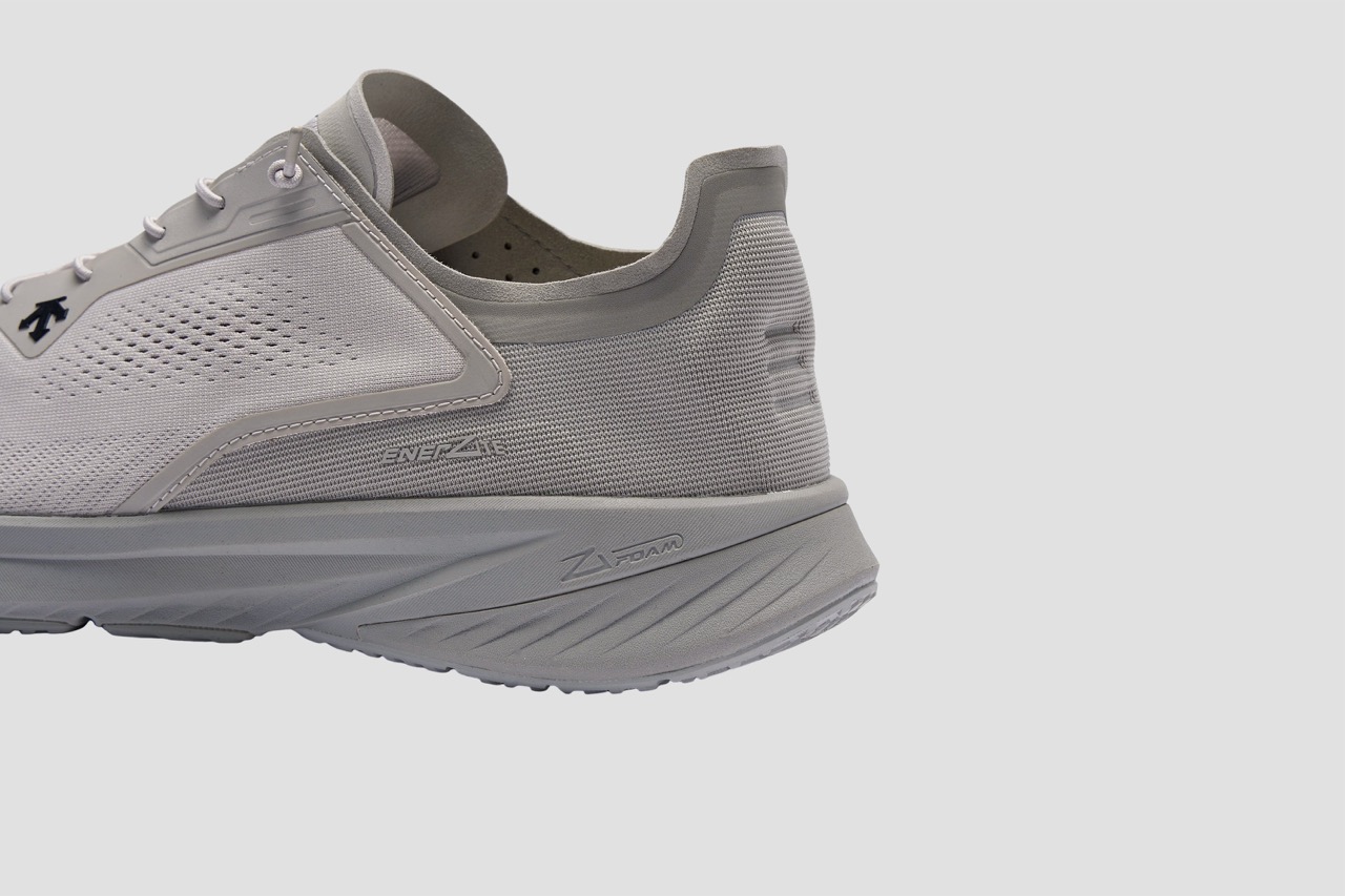 Men's Running Ease Stride Aero