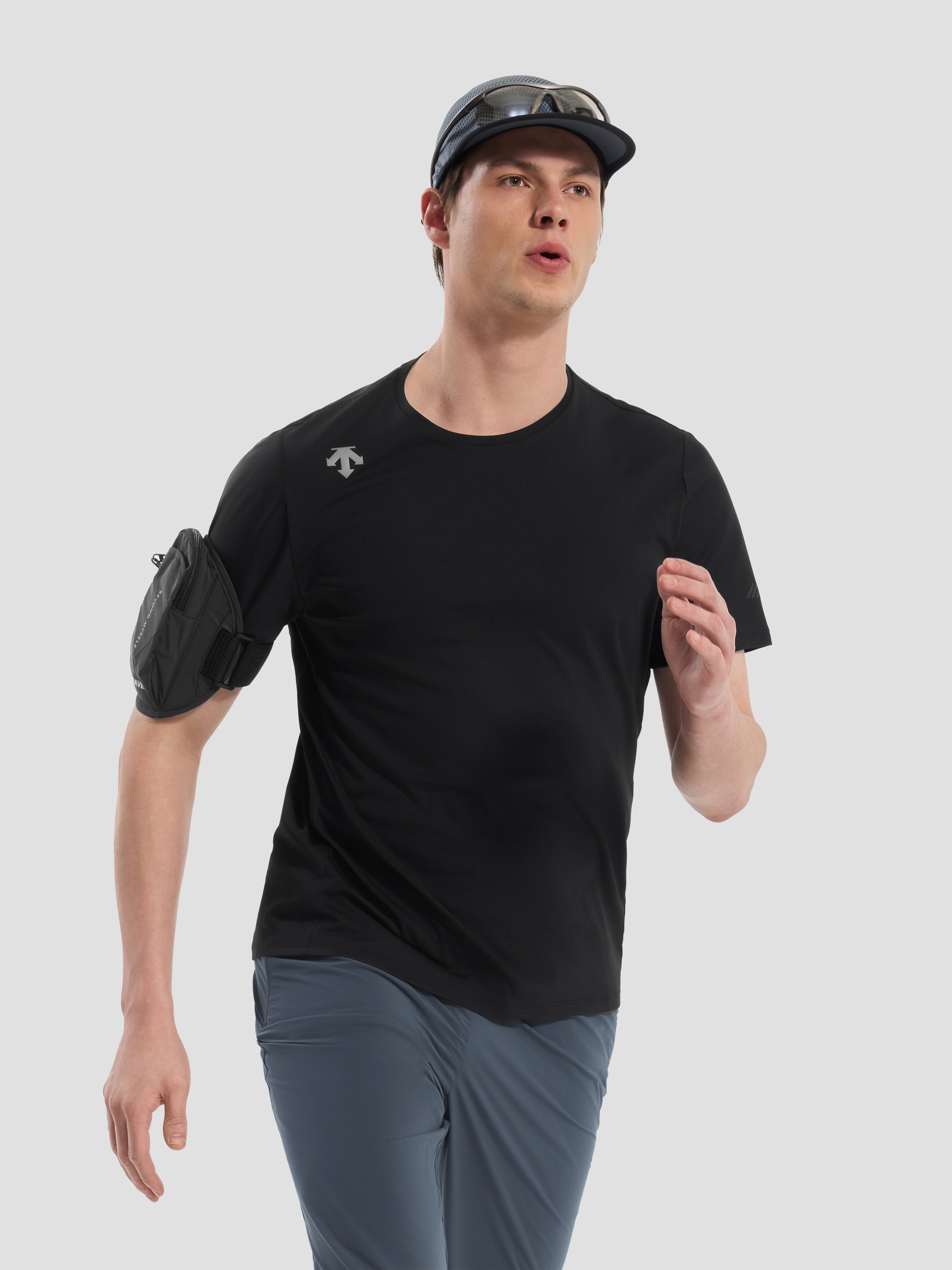 SHORT SLEEVE TEE
