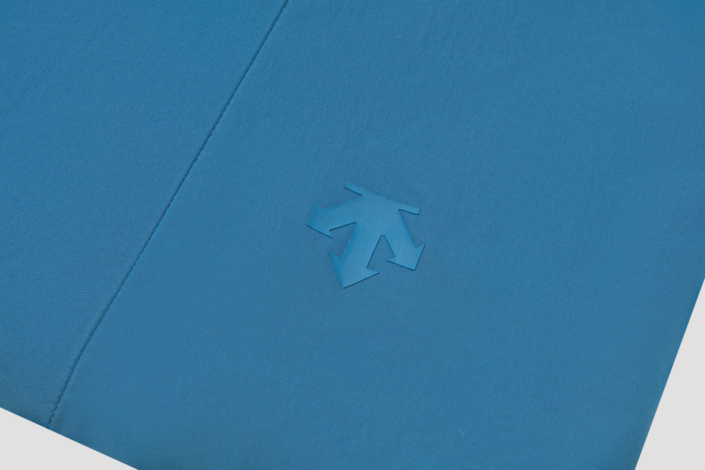 WOMEN'S STUDIO WOVEN VEST