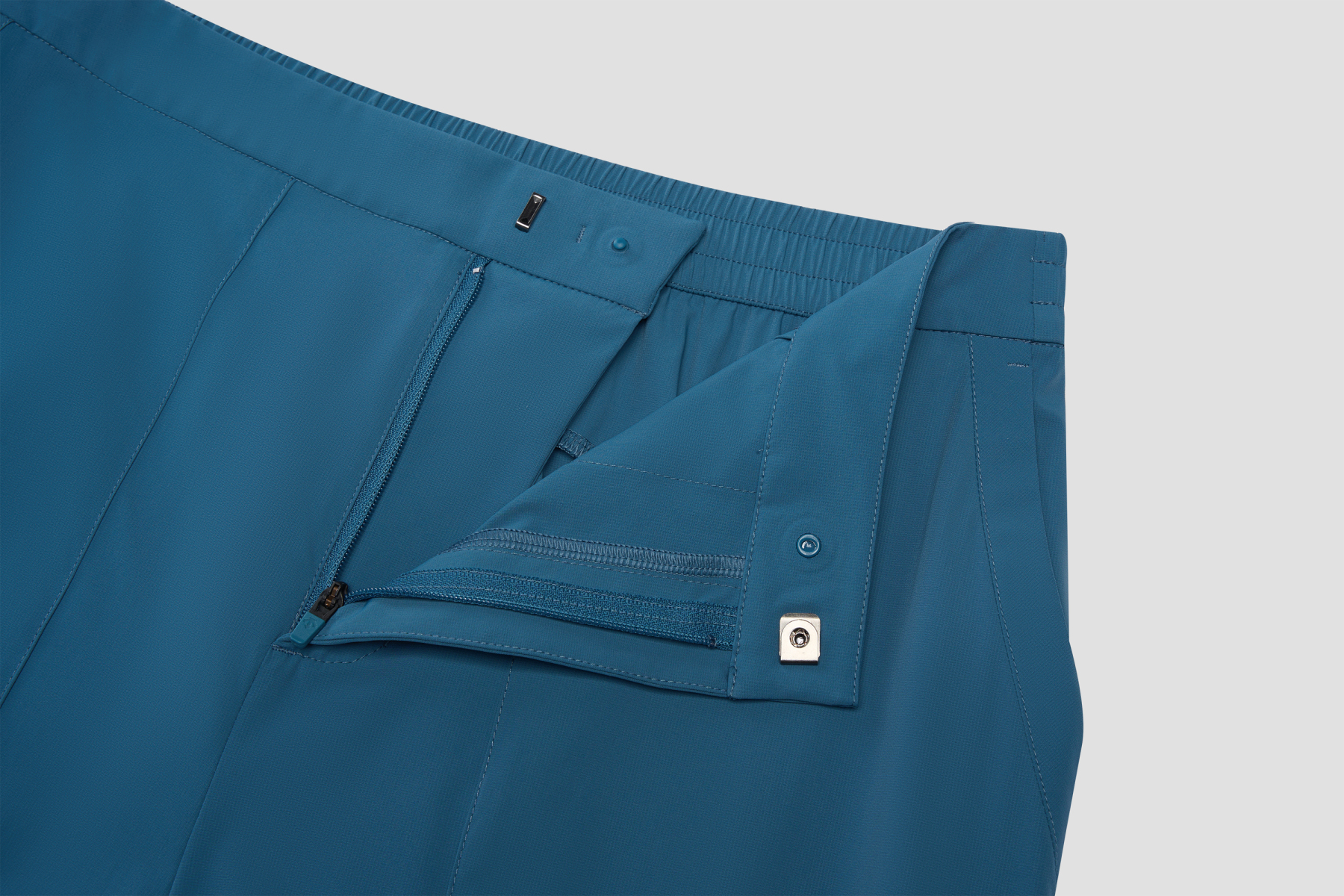 WOMEN'S STUDIO WOVEN PANTS