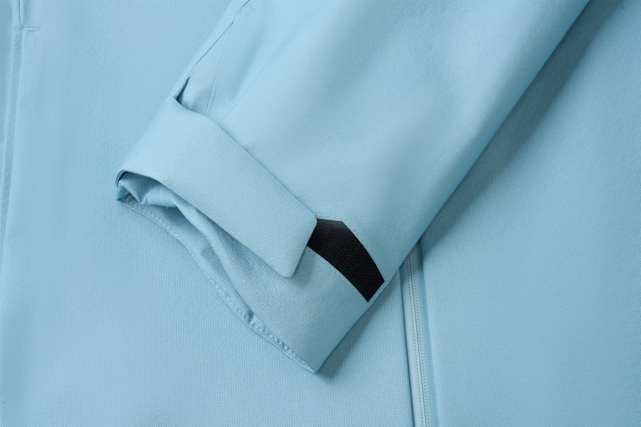 WOVEN AEROLITE SHIELD JACKET