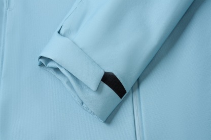 WOVEN AEROLITE SHIELD JACKET