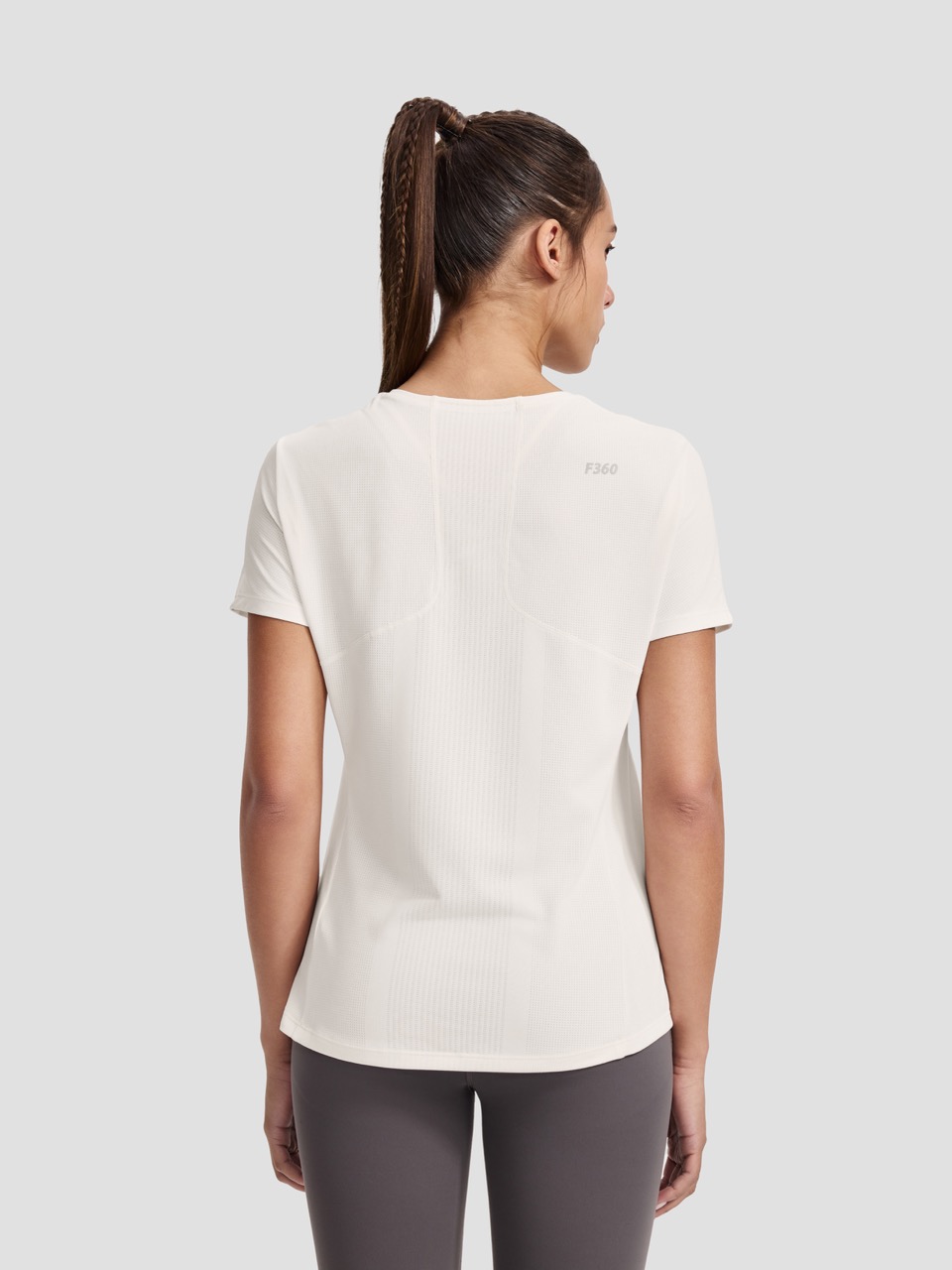 SHORT SLEEVE TEE