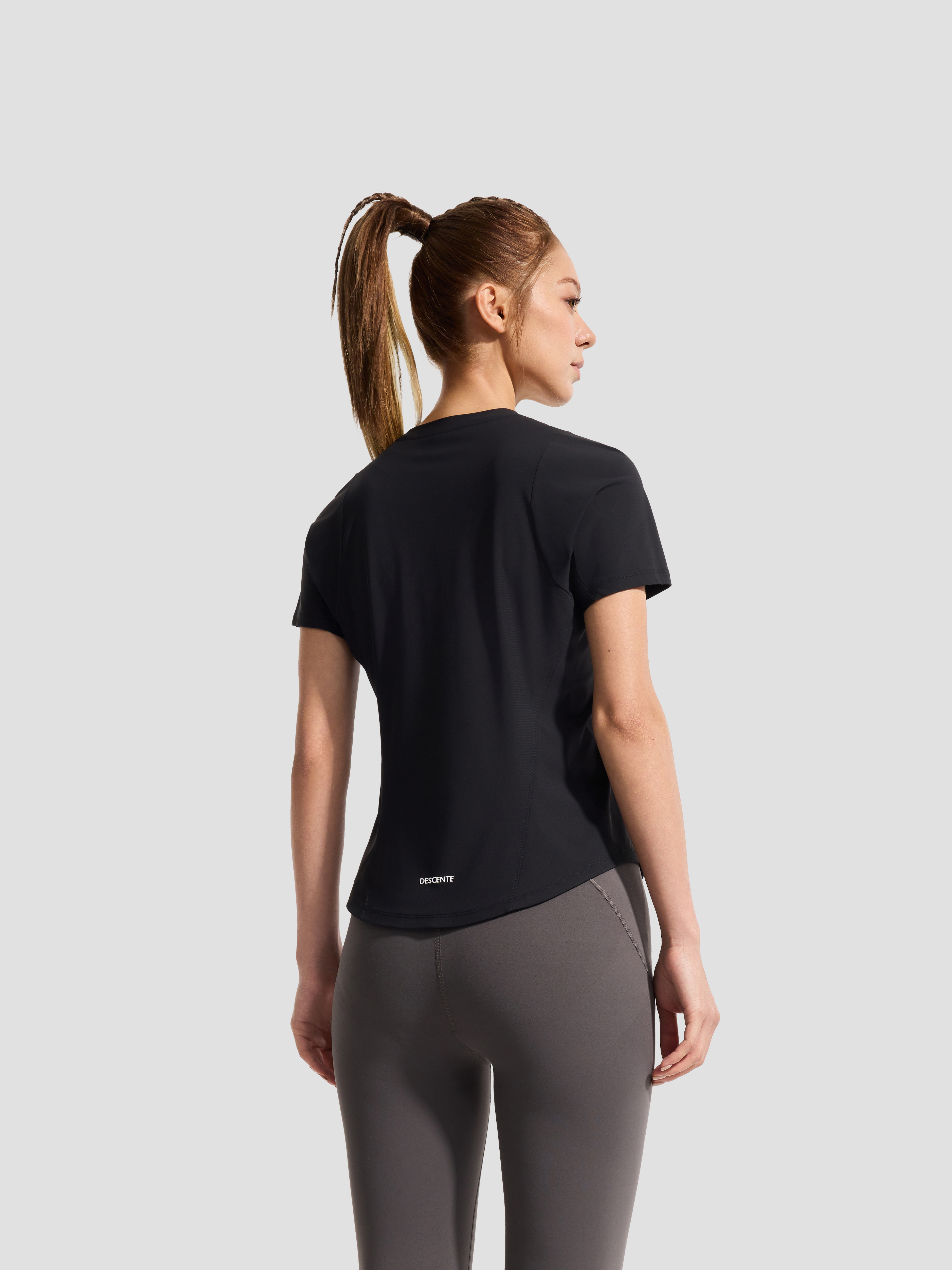 TRAINING Women Short Sleeve Knit T-Shirt