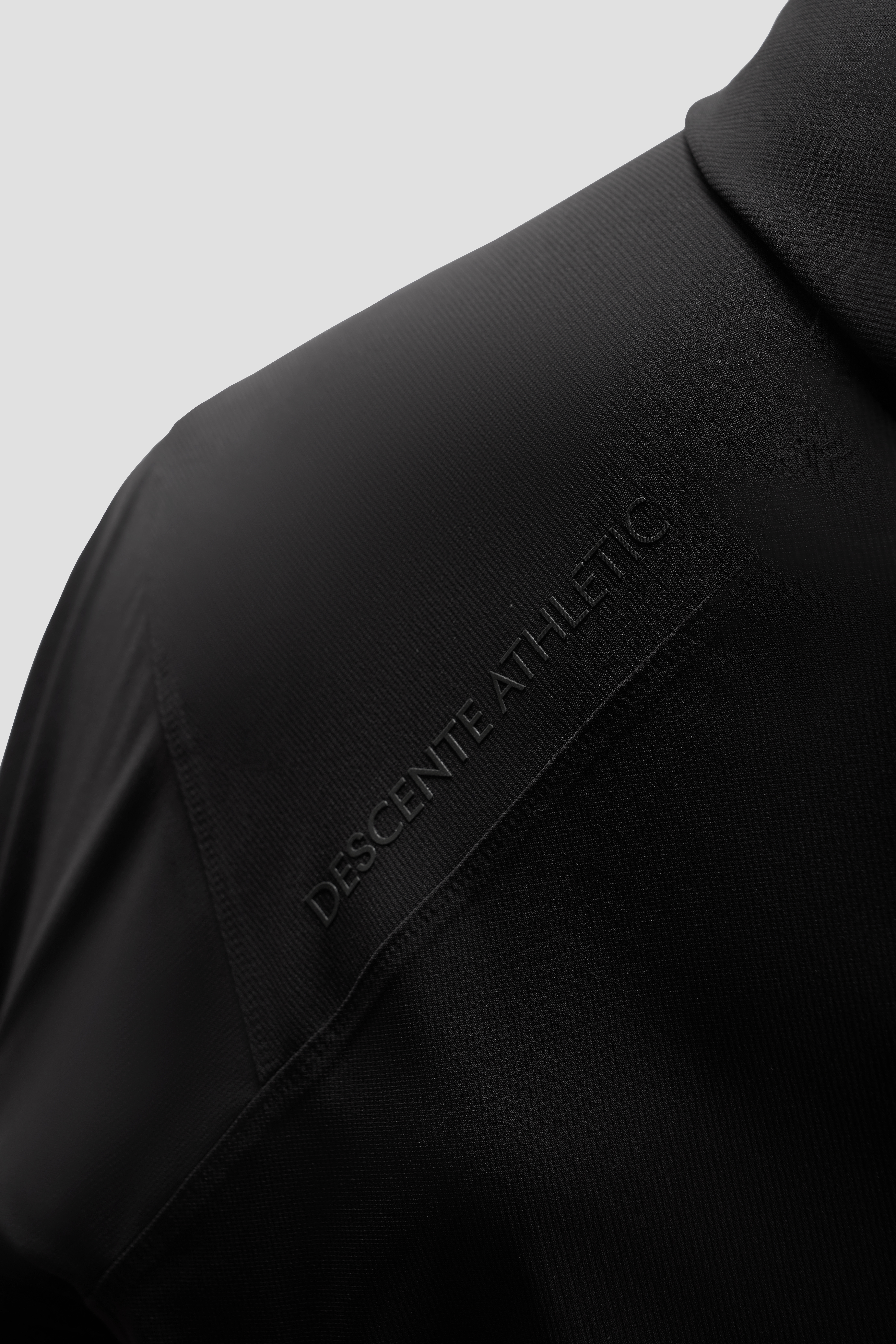 TRAINING Men Knit Sports Top