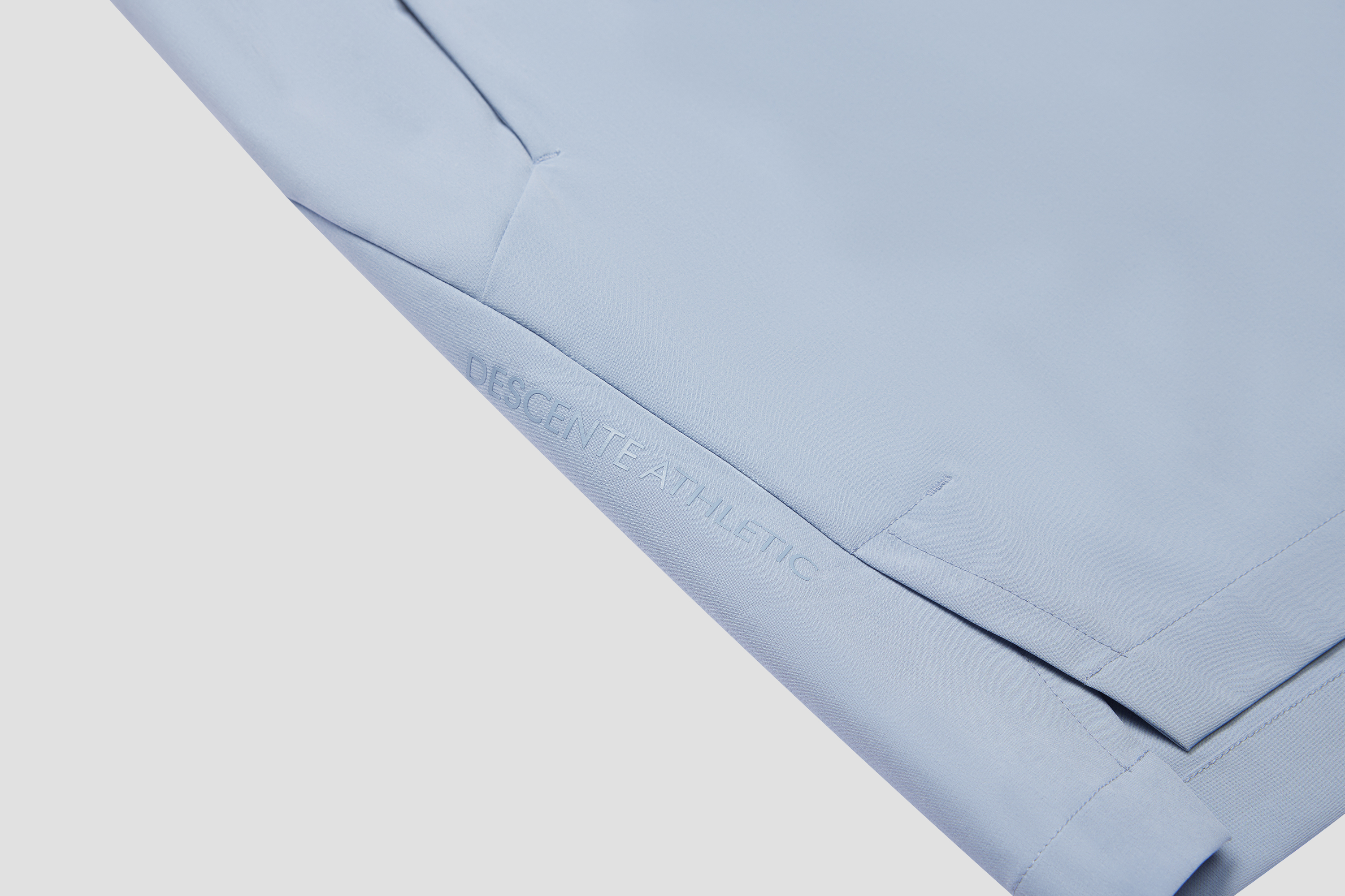 TRAINING Men Woven Shorts