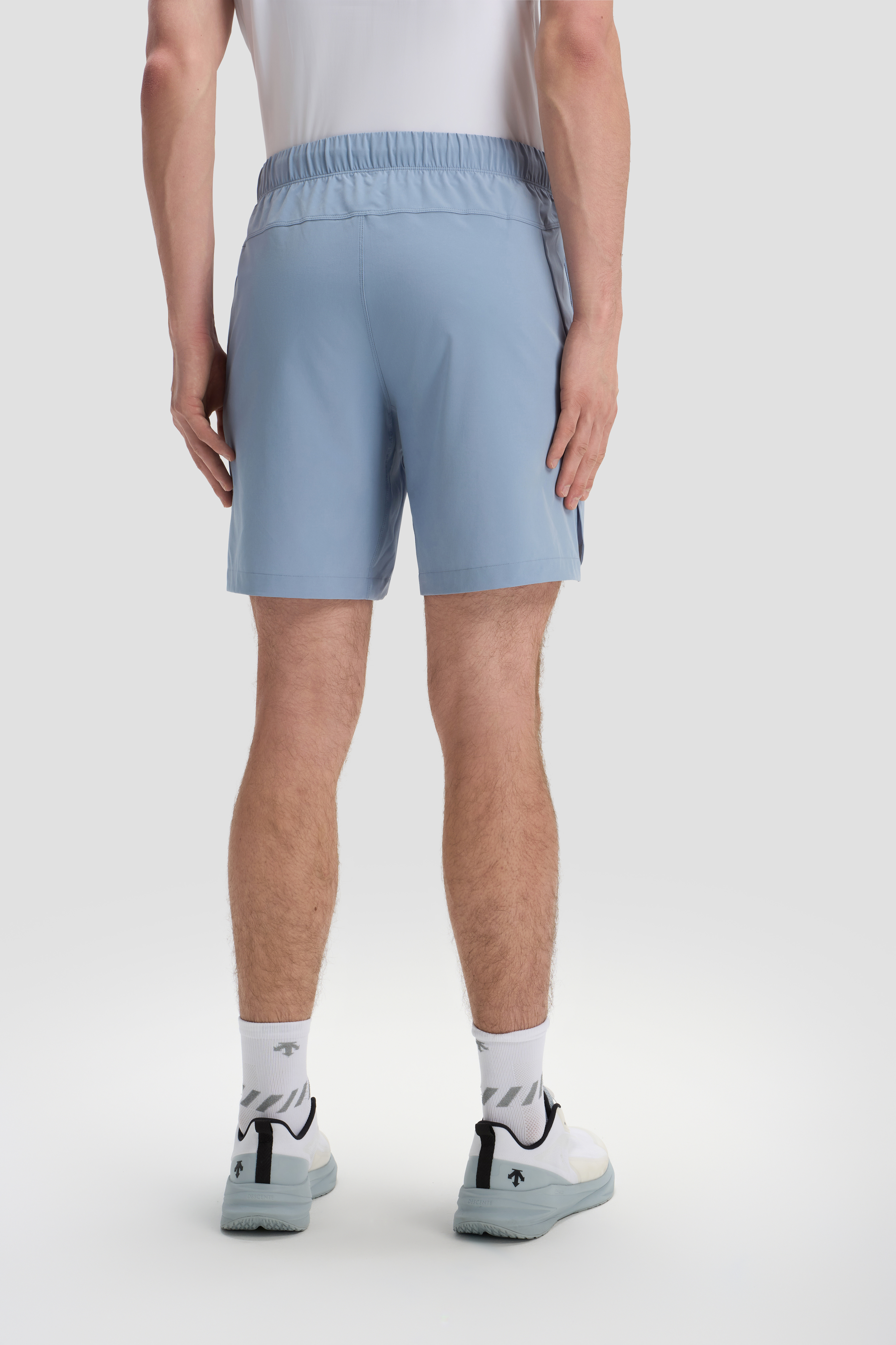 TRAINING Men Woven Shorts