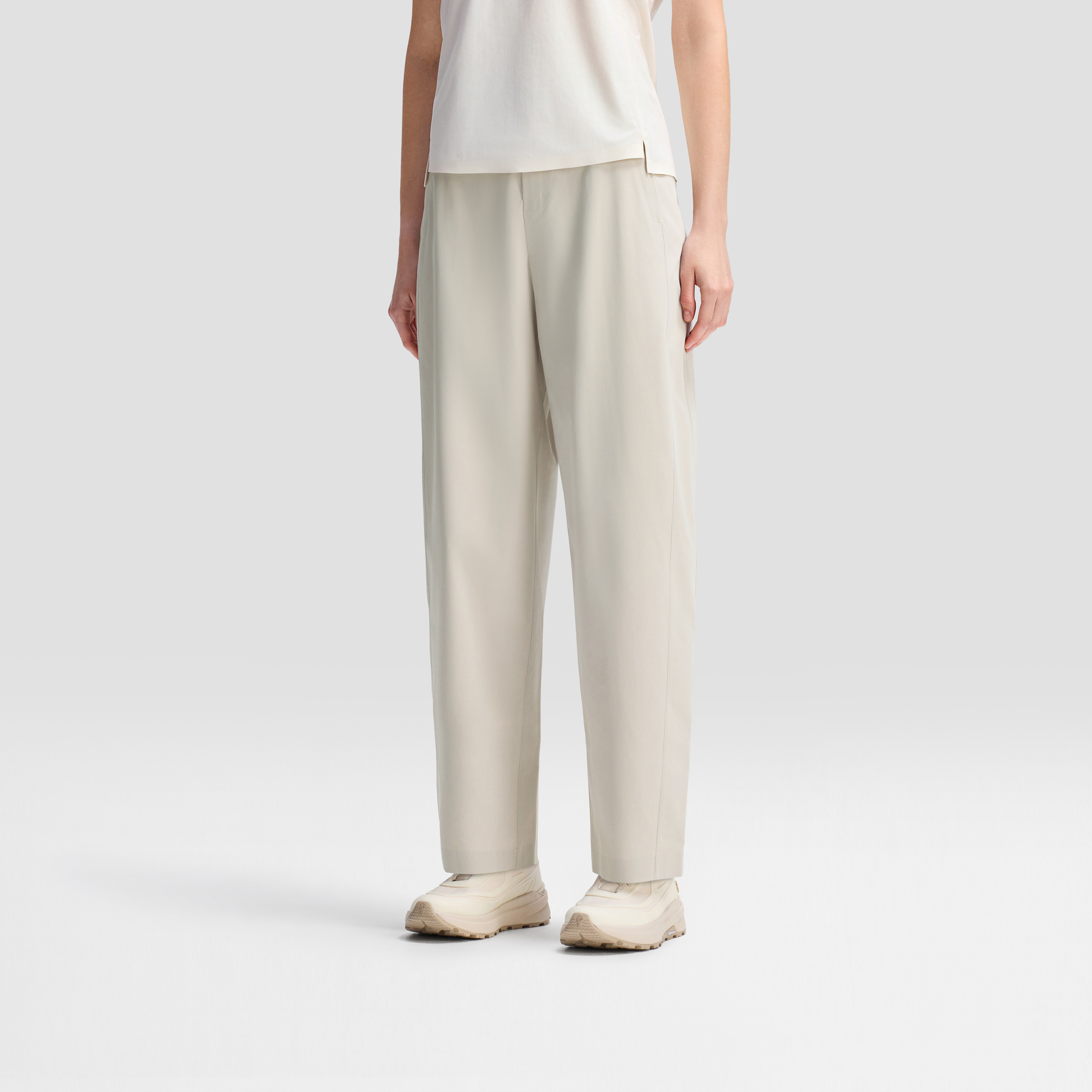 Women's DUALIS Woven Sports Pants