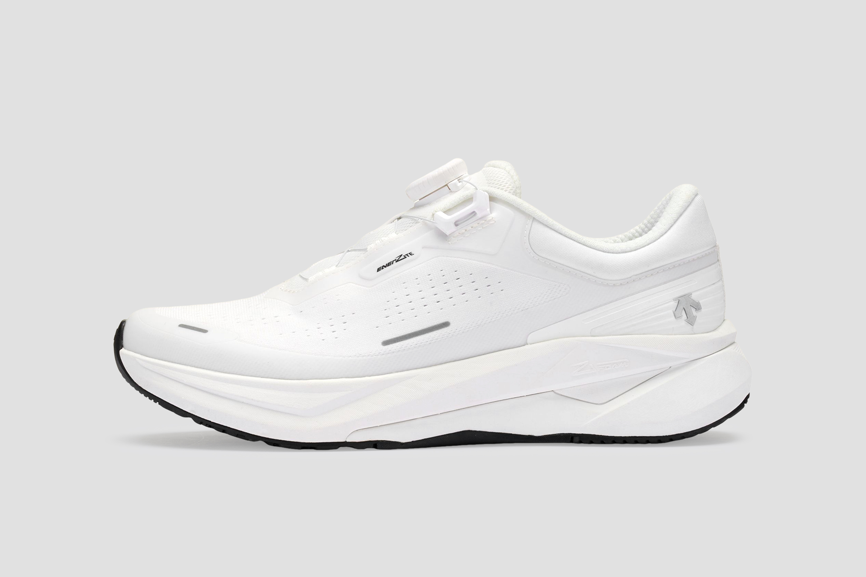 RUNNING Women LAVITATE 4.0 WIRE Shoes