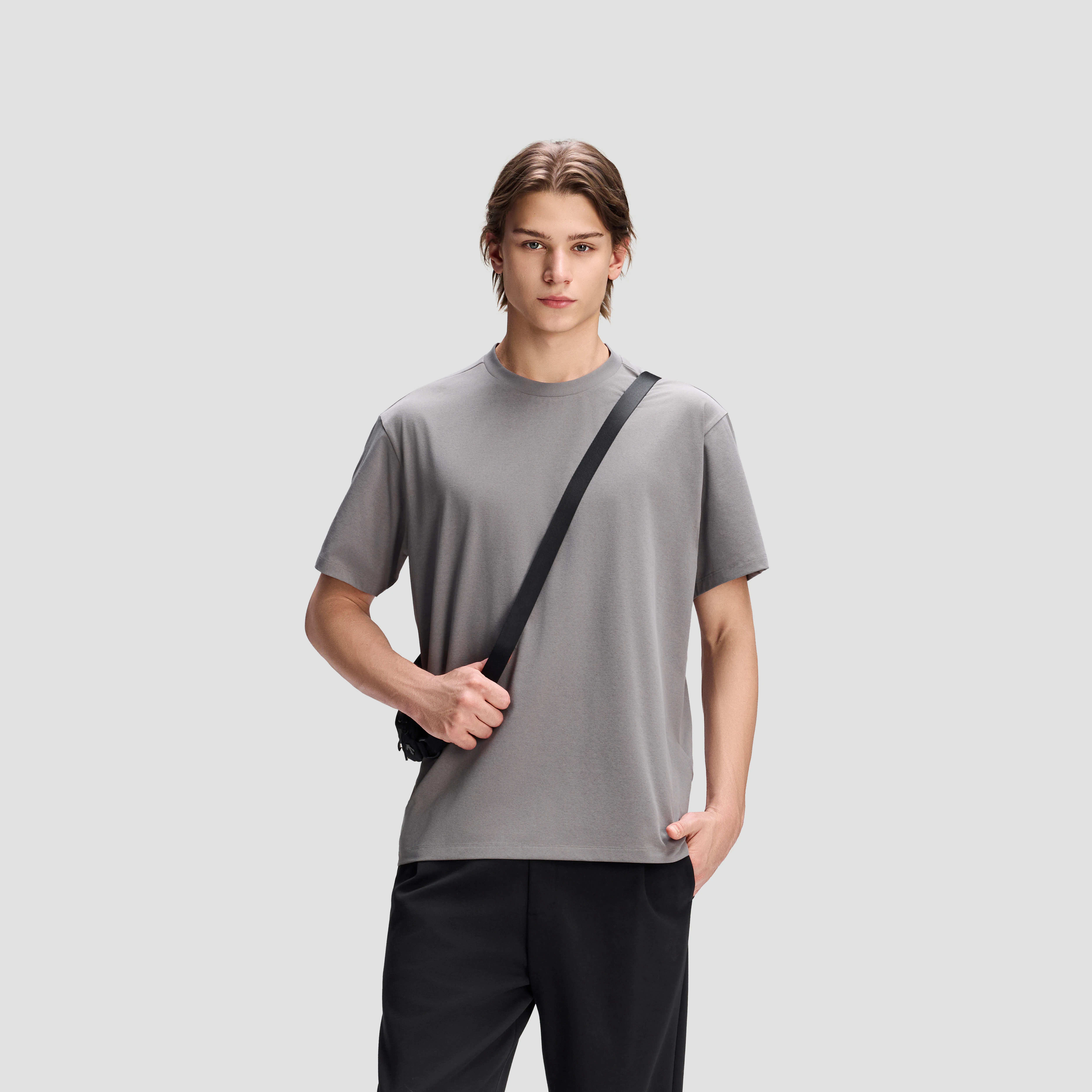 Unisex Essential Graphic Short Sleeve Knit T-Shirt