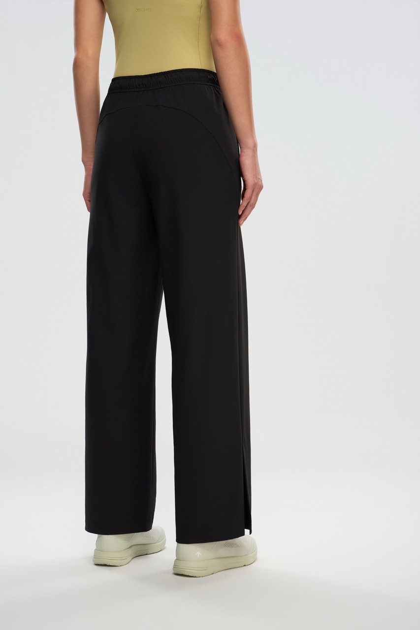 TRAINING Women Woven Pants