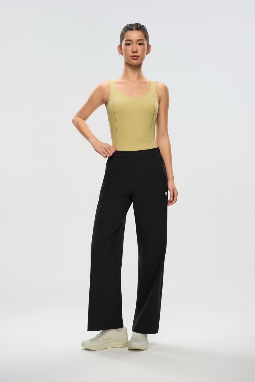 TRAINING Women Woven Pants