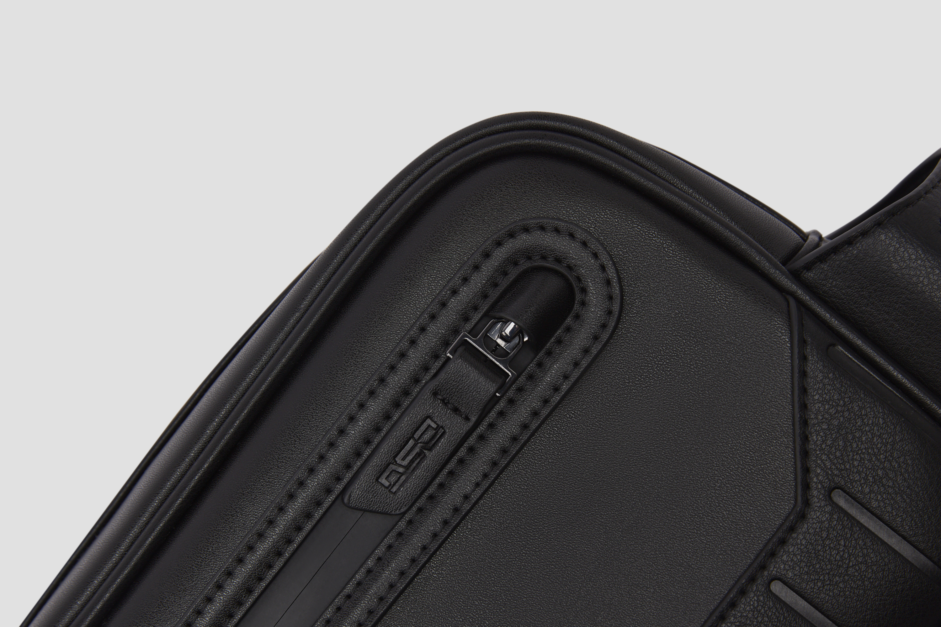 GOLF Field Handbag