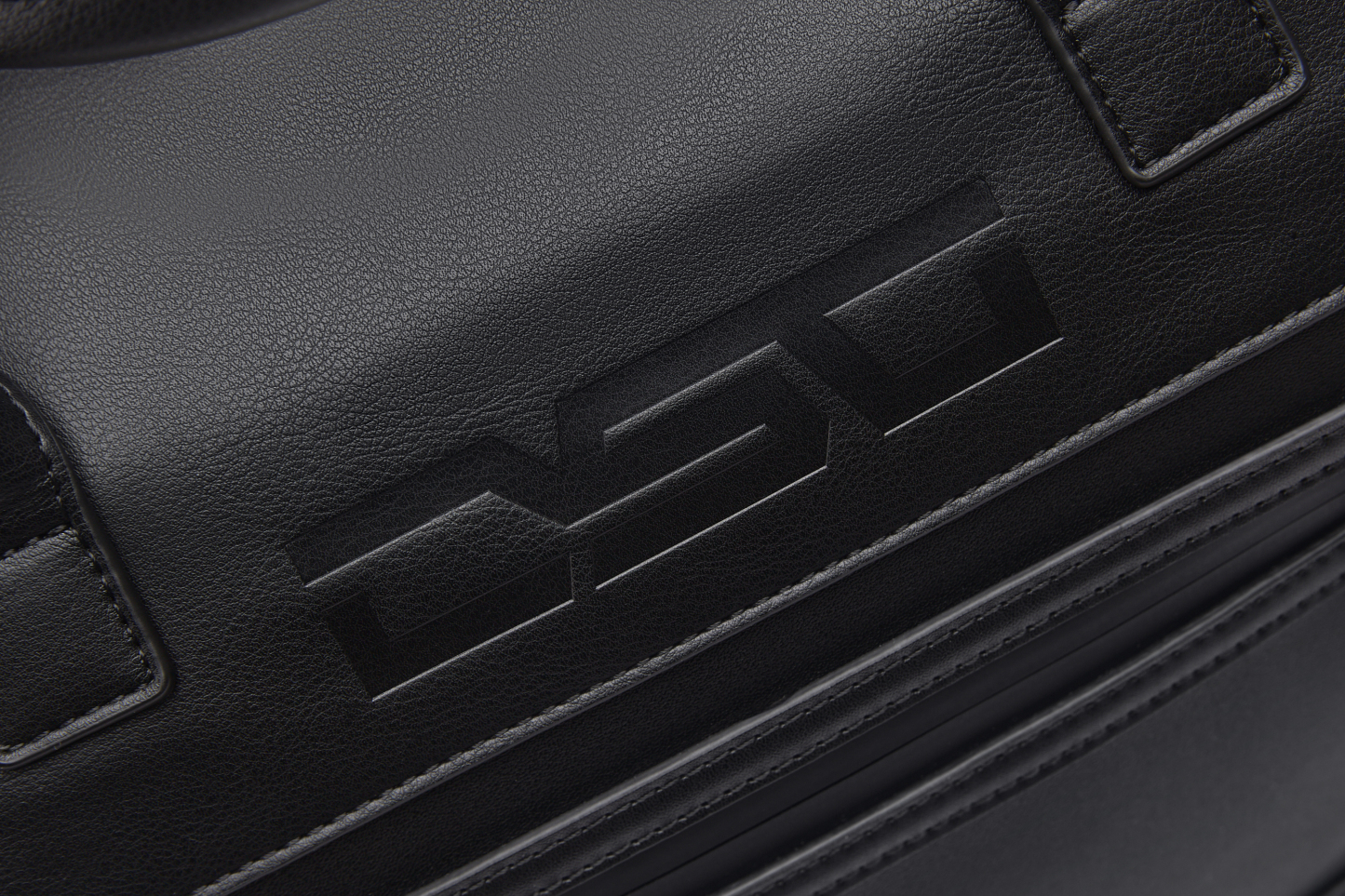 GOLF Field Shoulder Bag