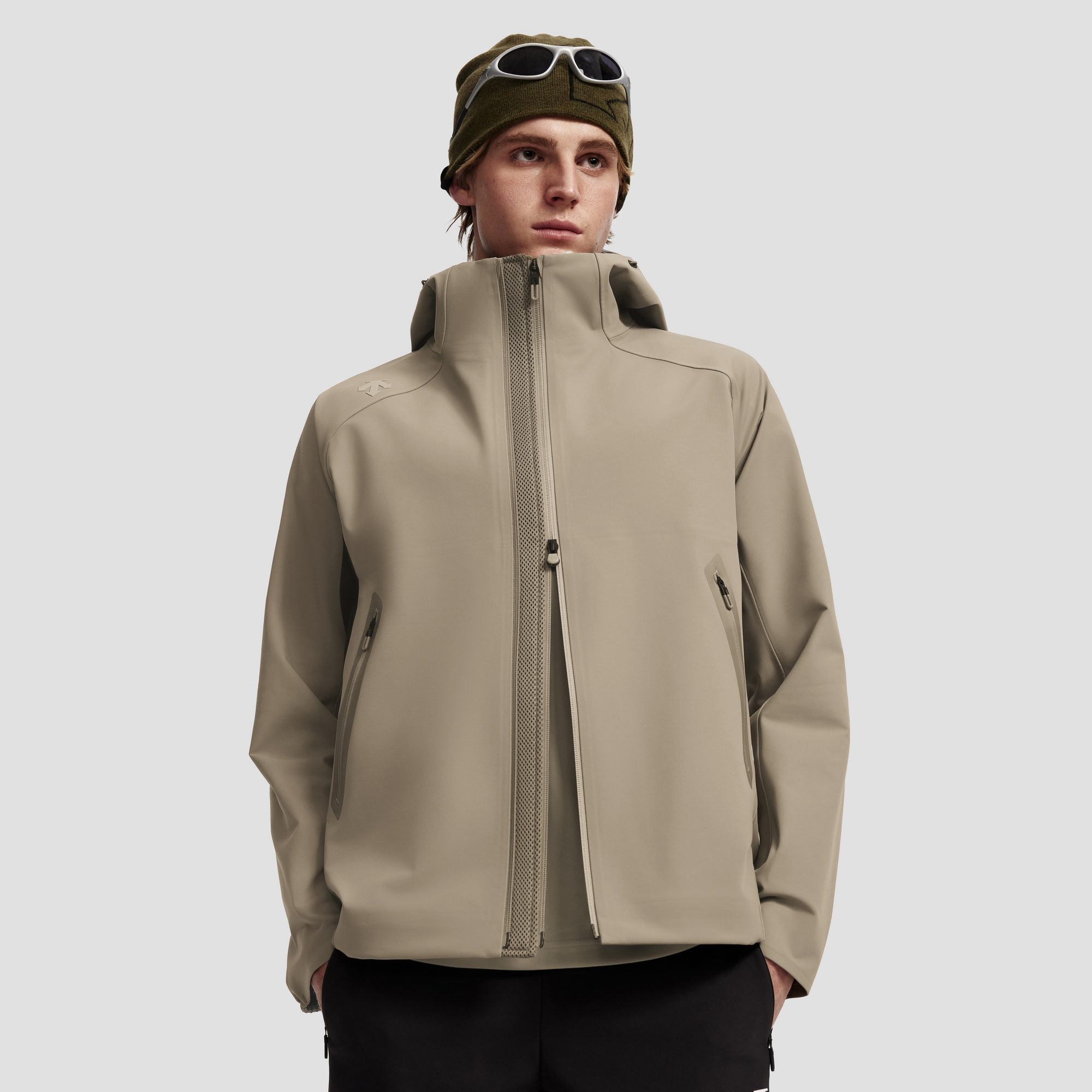 TRAINING Men Woven Top
