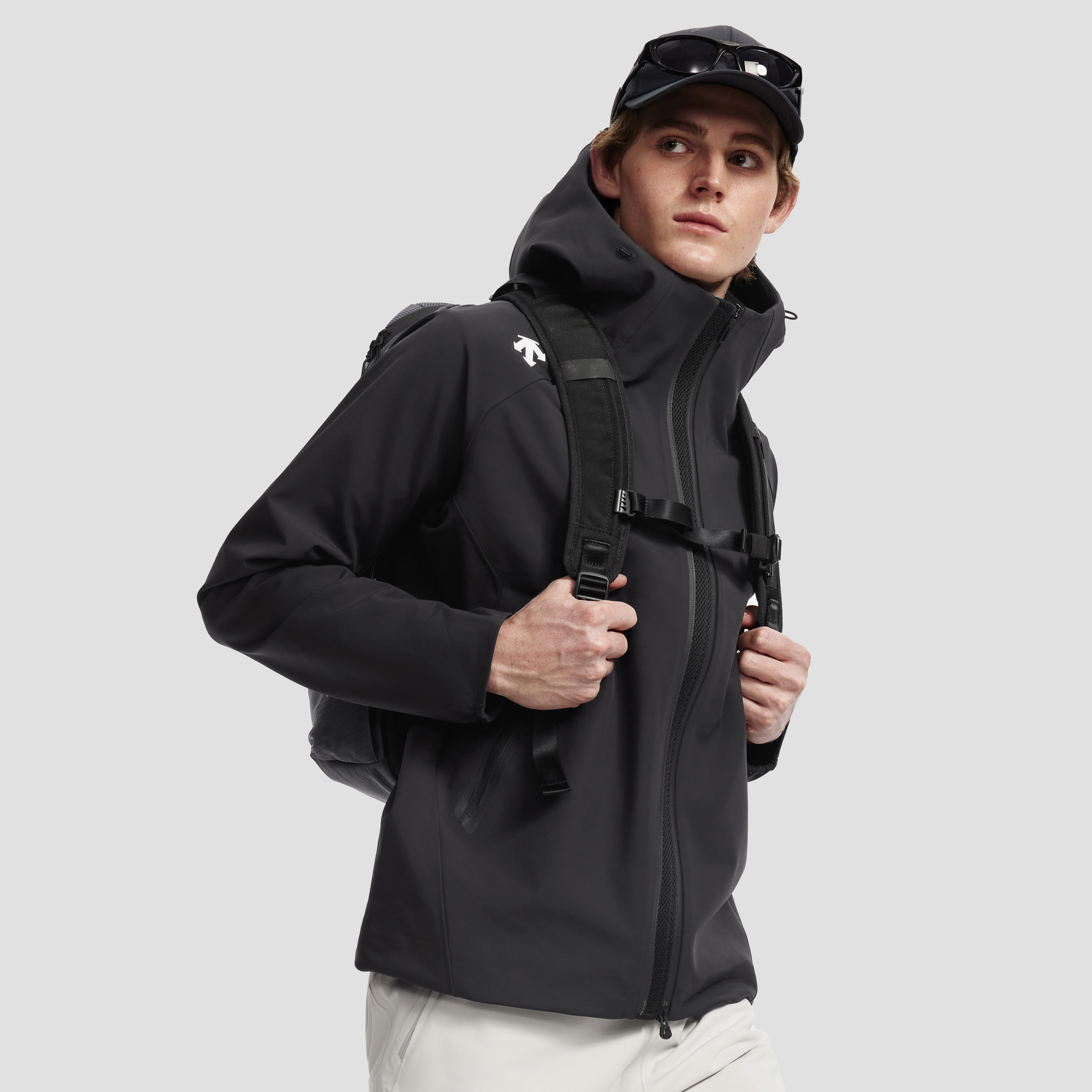 TRAINING Men Woven Top