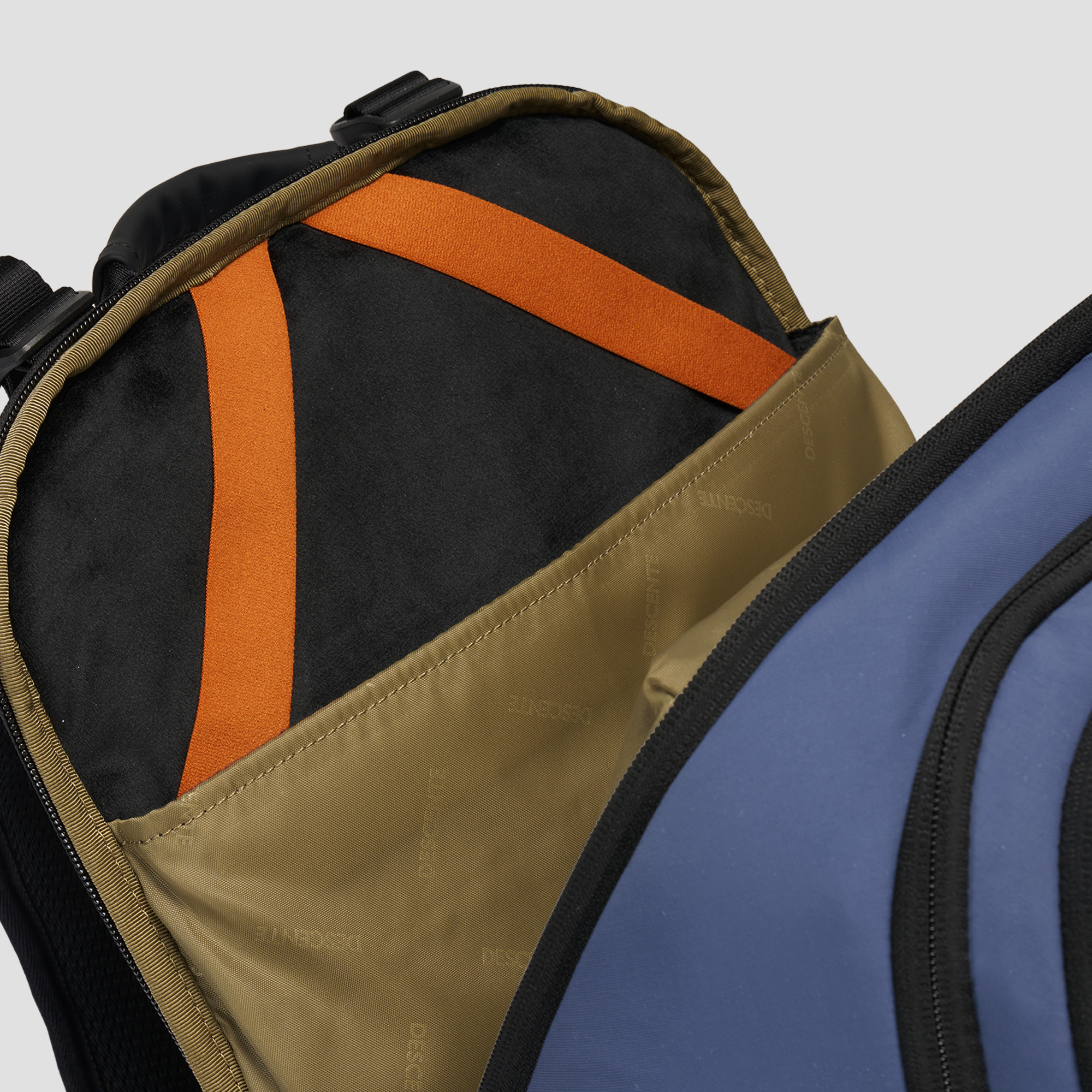 MOVE PACK Unisex Backpack