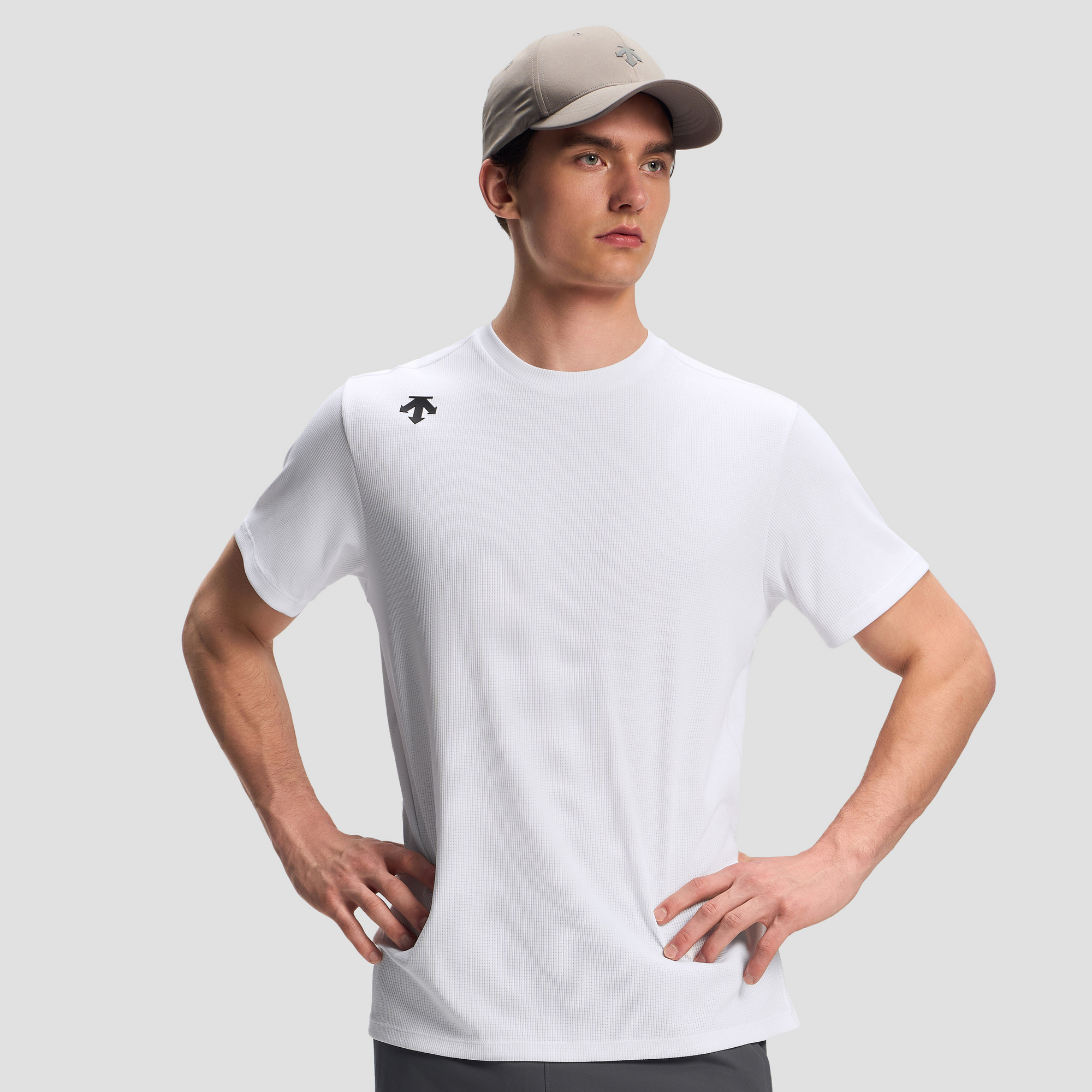 TRAINING Men Short Sleeve Knit T-Shirt