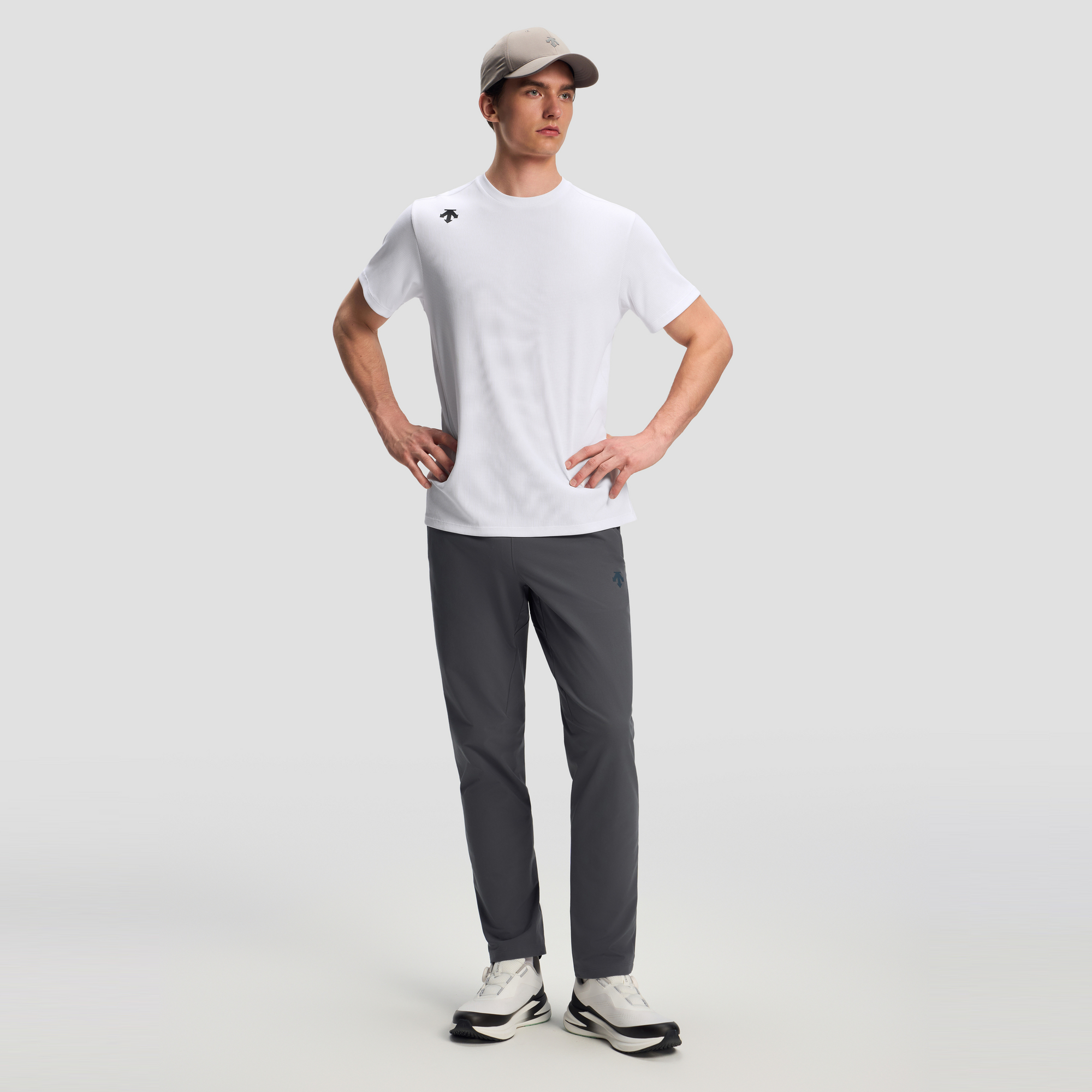 TRAINING Men Short Sleeve Knit T-Shirt
