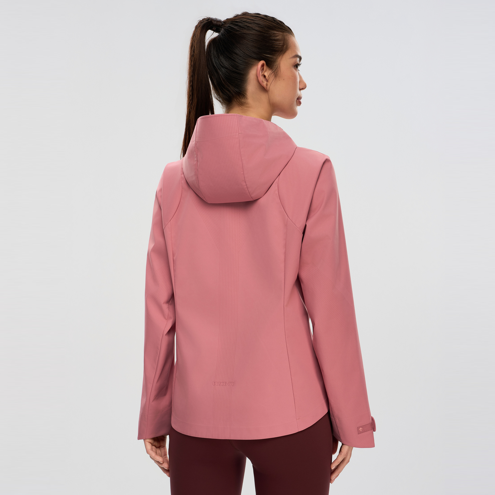 Women's TRAINING Waterproof & Breathable Hooded Woven Jacket