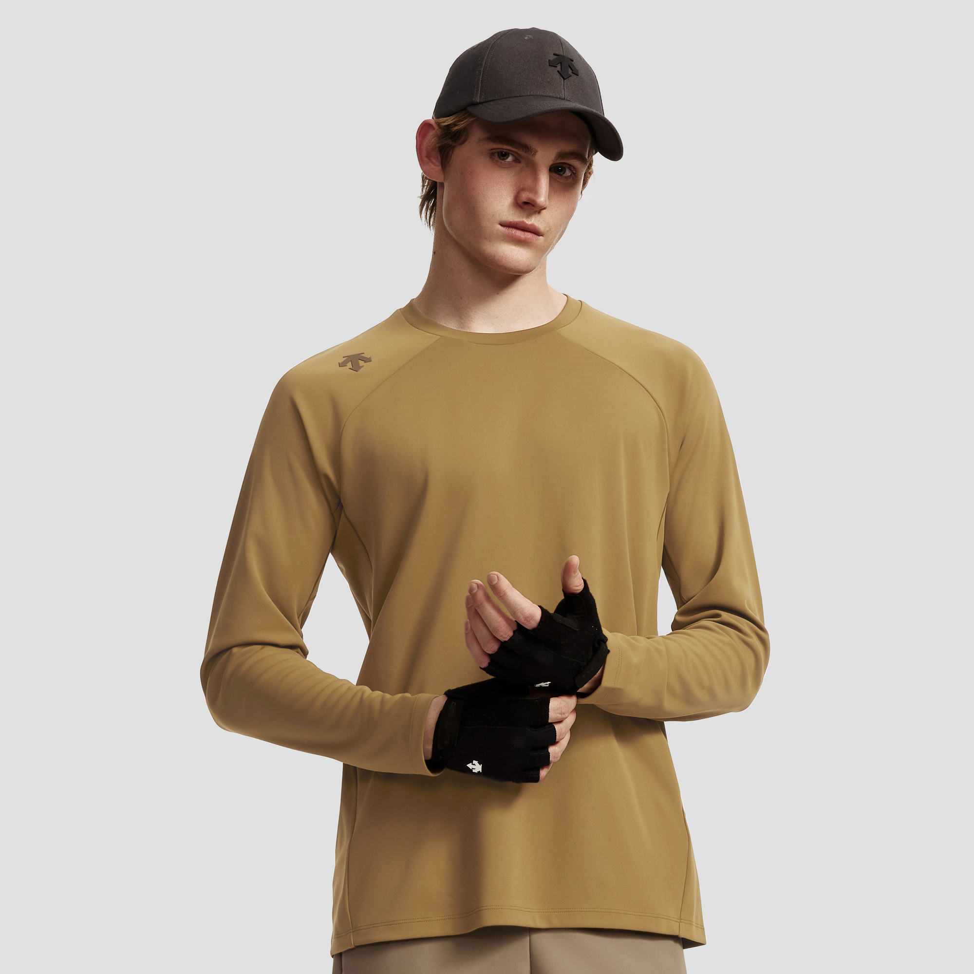Men's TRAINING Long Sleeve Knit T-Shirt