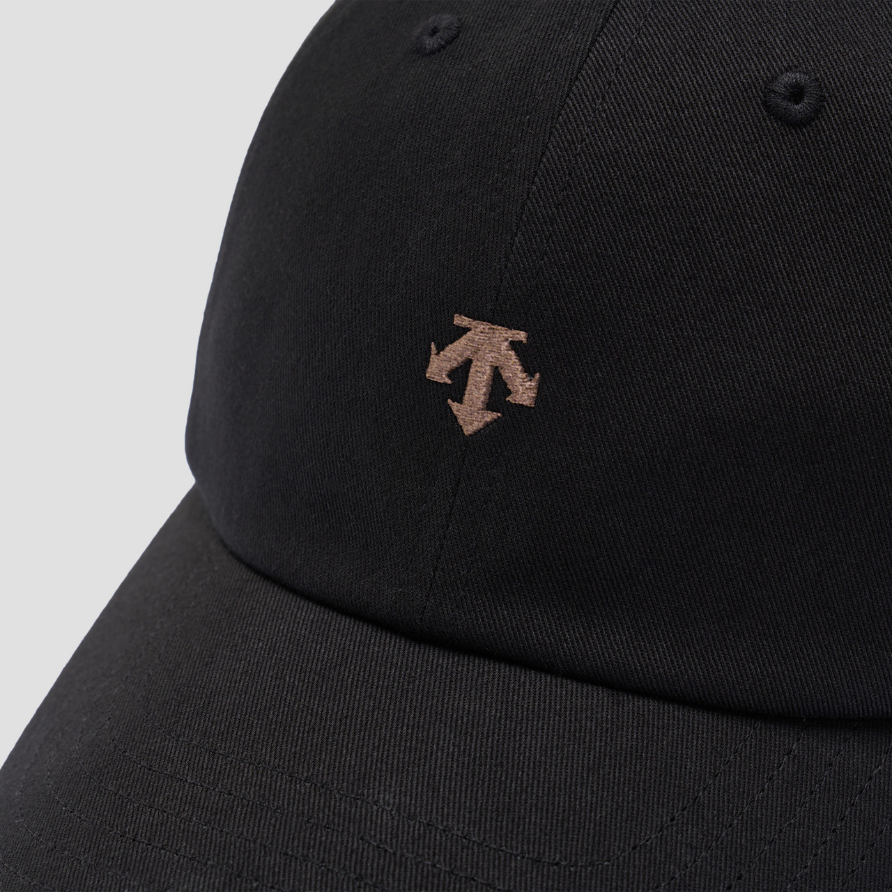 #BLACK 
MOVE PACK Unisex Essential Cap