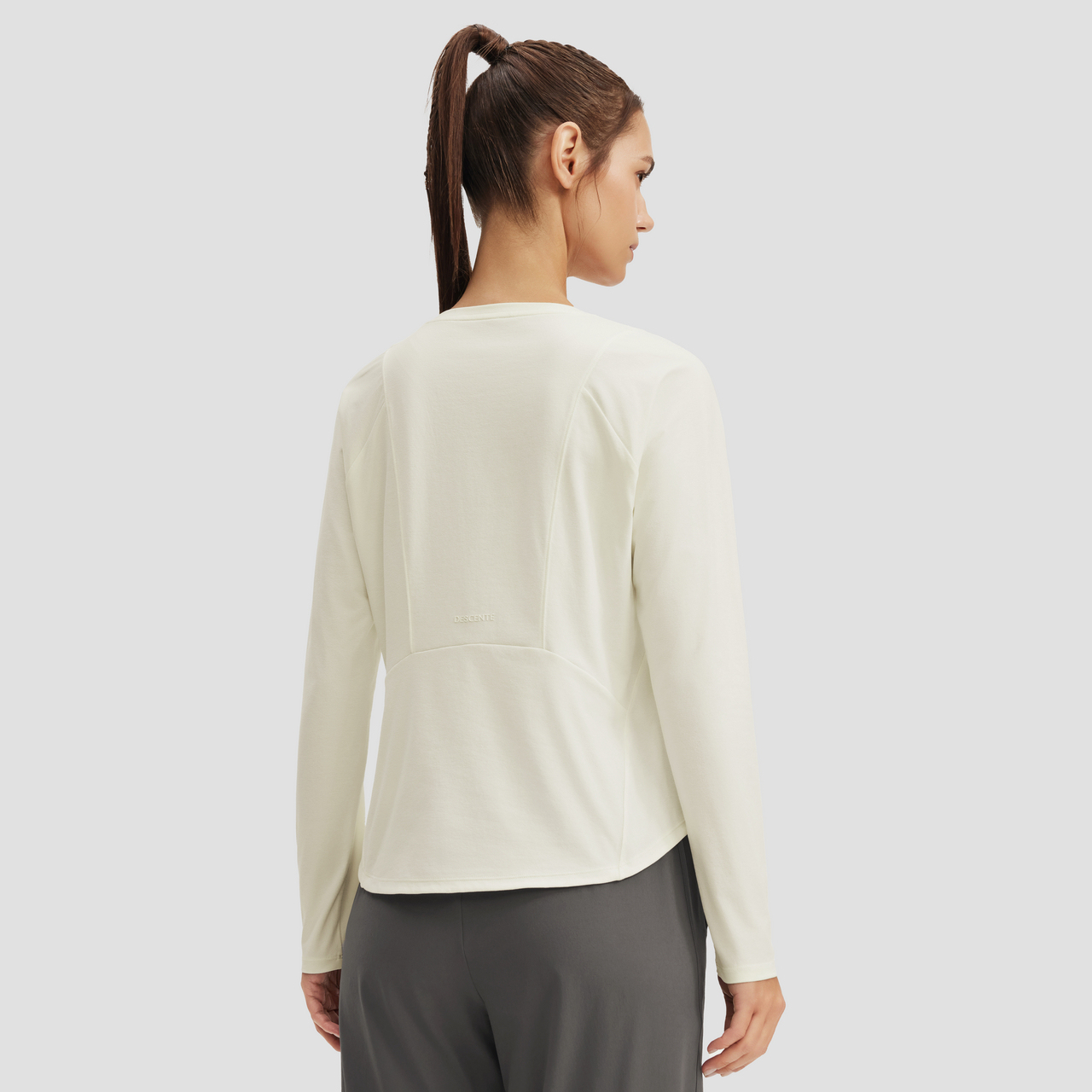 TRAINING Women Long Sleeve Tee