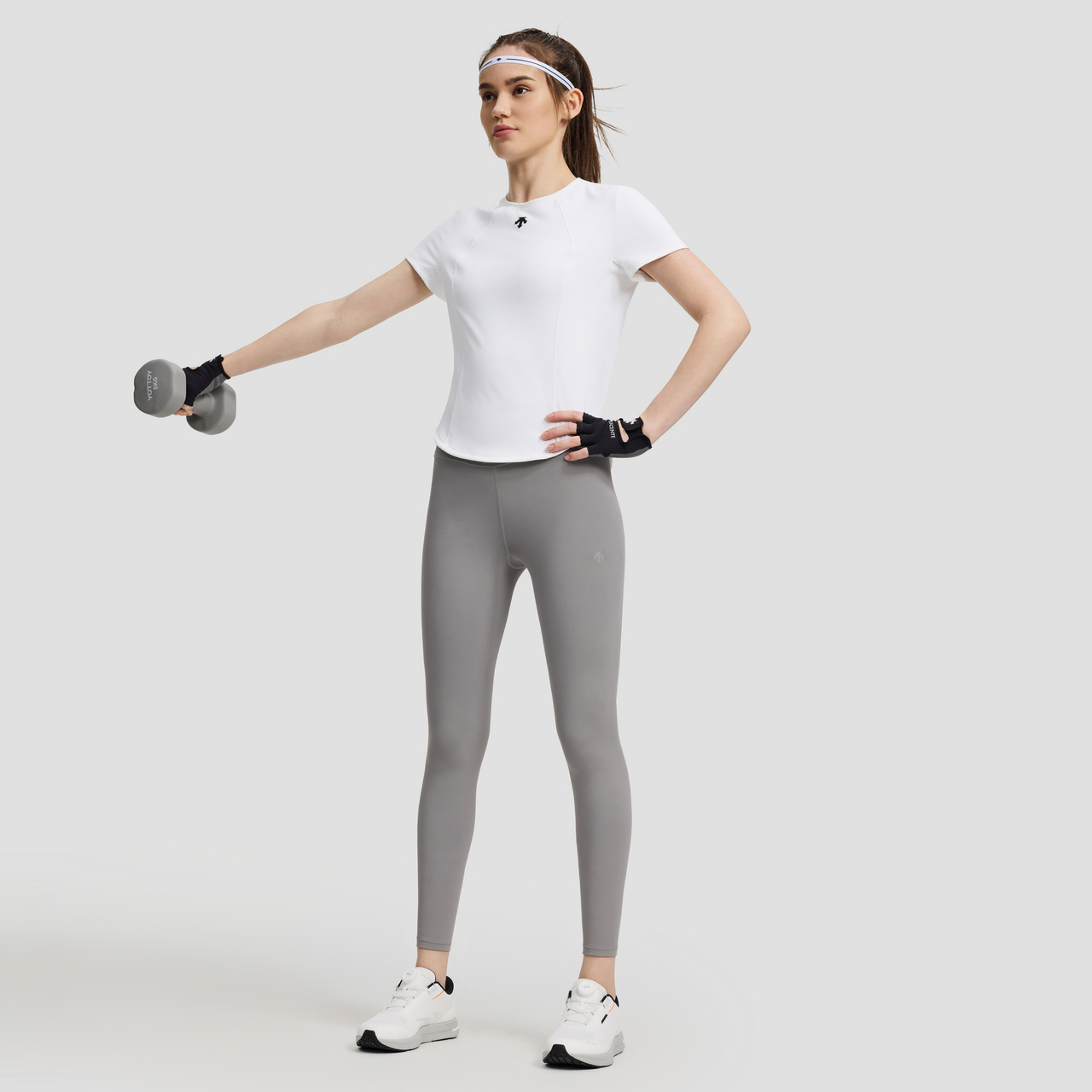 TRAINING Women Short Sleeve Tee