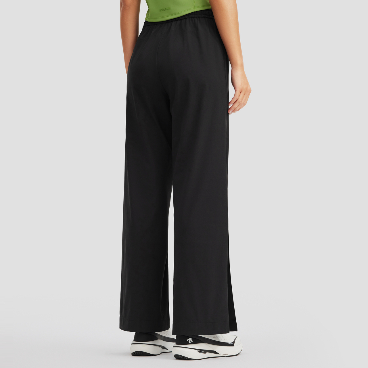 TRAINING Women Woven Pants