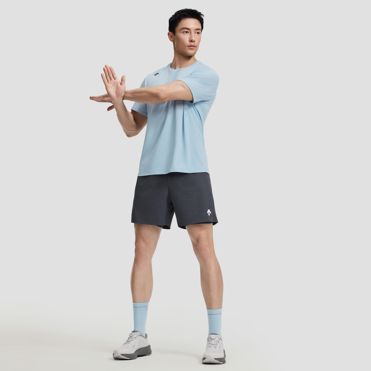 RUNNING Men Woven Shorts