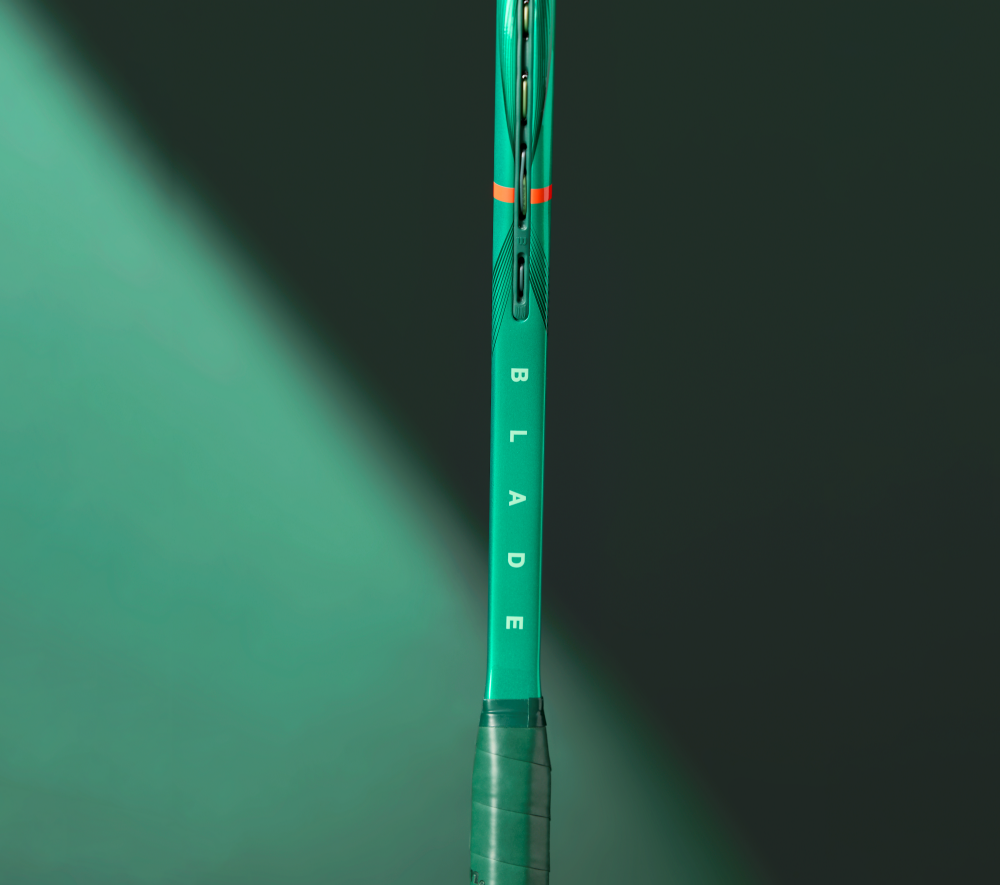 demo racket -  BLADE V10 