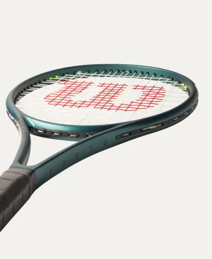 Wilson Blade 100Ul V9 Tennis Racket (Unstrung)