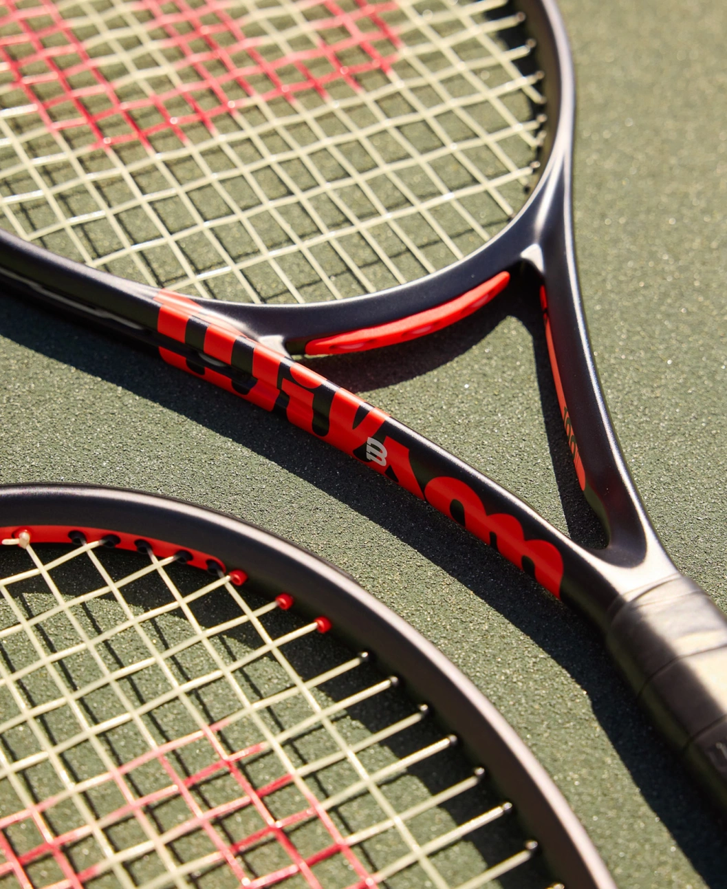 Wilson Clash 100 V3 Tennis Racket (Unstrung)